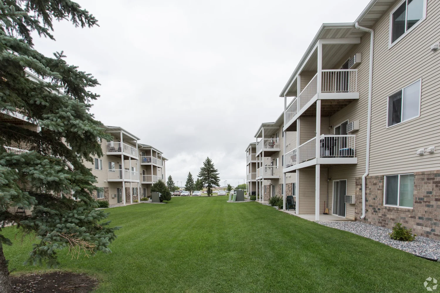 Amber Valley Apartments | Property Resources Group