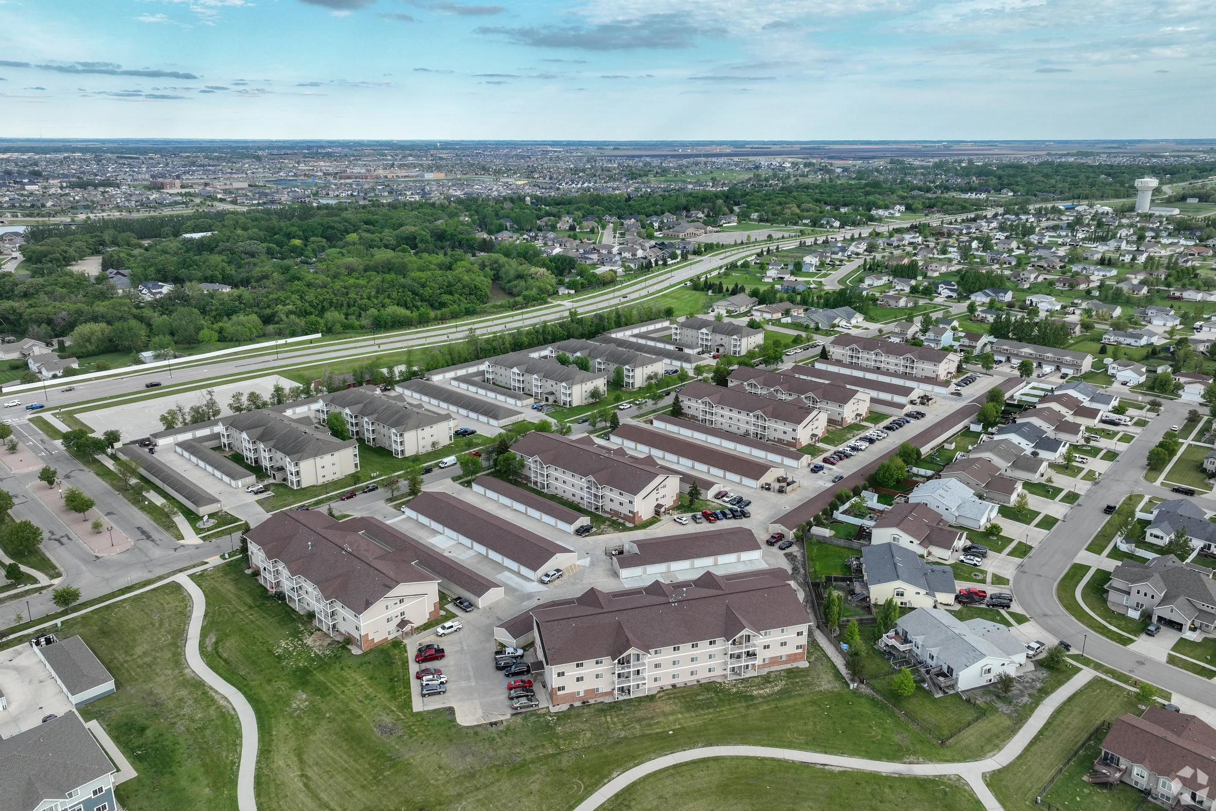 Eagle-Lake-Apartments_015.jpg