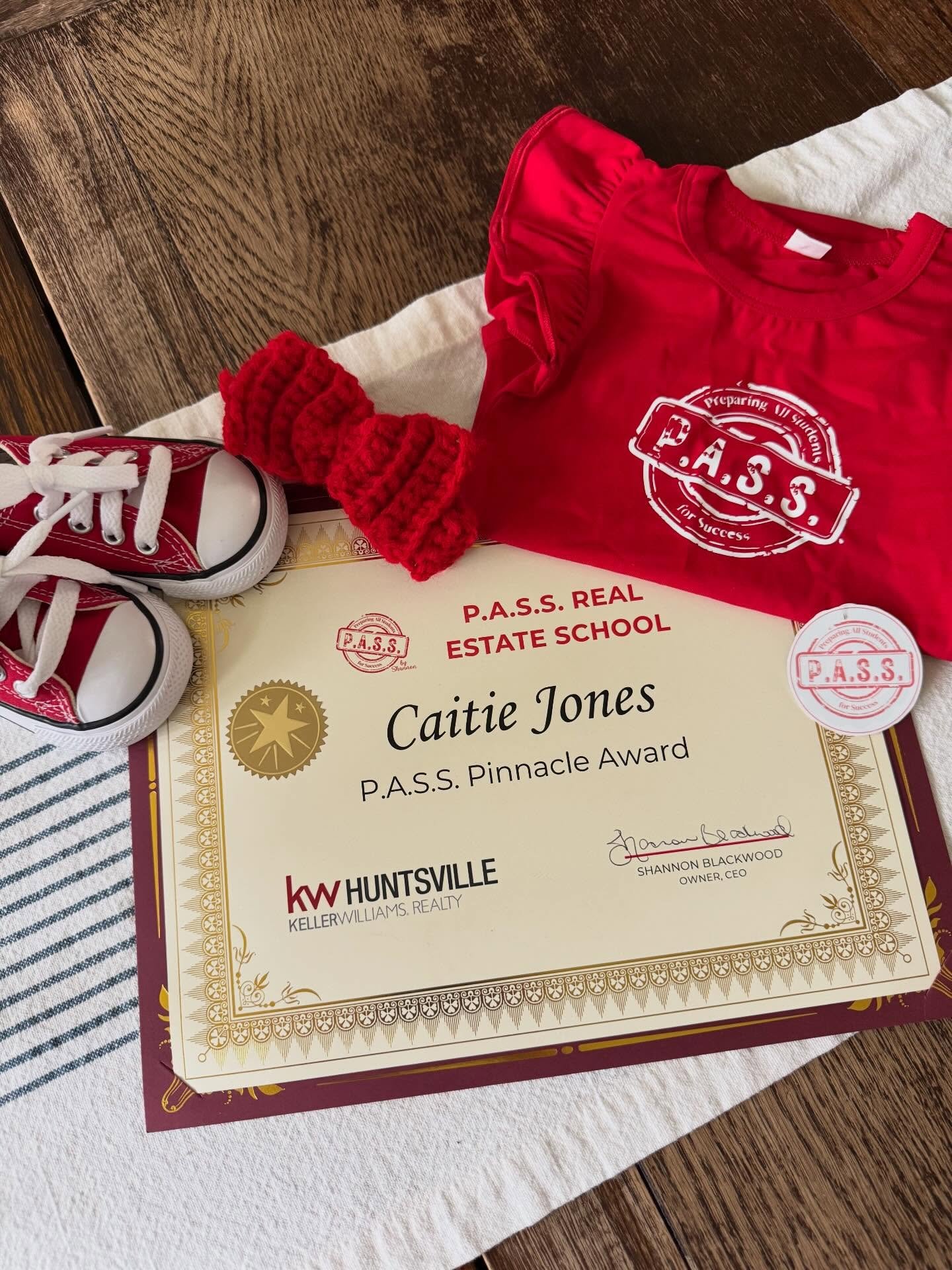 Last night the @kellerwilliamshuntsville 25 awards bash was something special. As many of you know, P.A.S.S. Real Estate School is not a one women show. Caitie Jones a.k.a &ldquo;the engine&rdquo; is behind the scenes making all of this happen. Socia