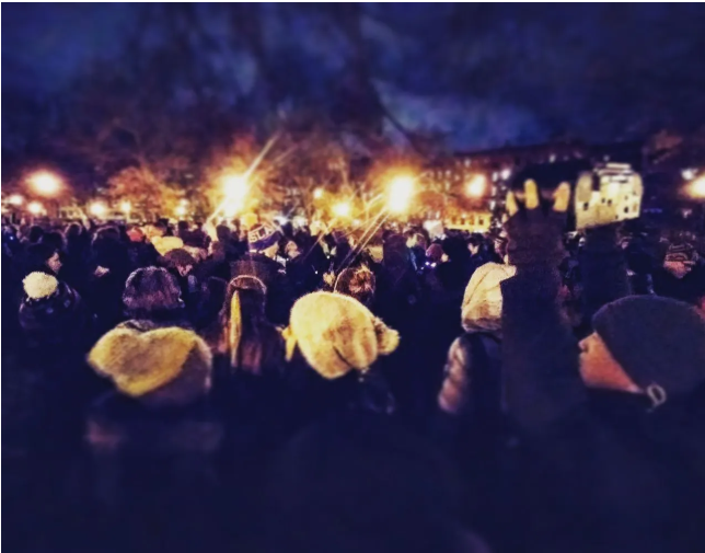 Silver Bells: Communing with Phil Kline's "Unsilent Night"