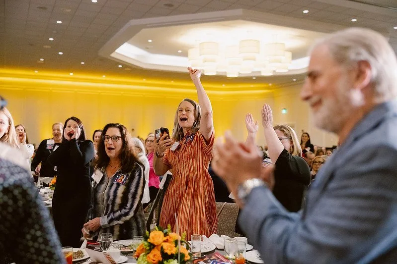 Nonprofit auction cheering donors