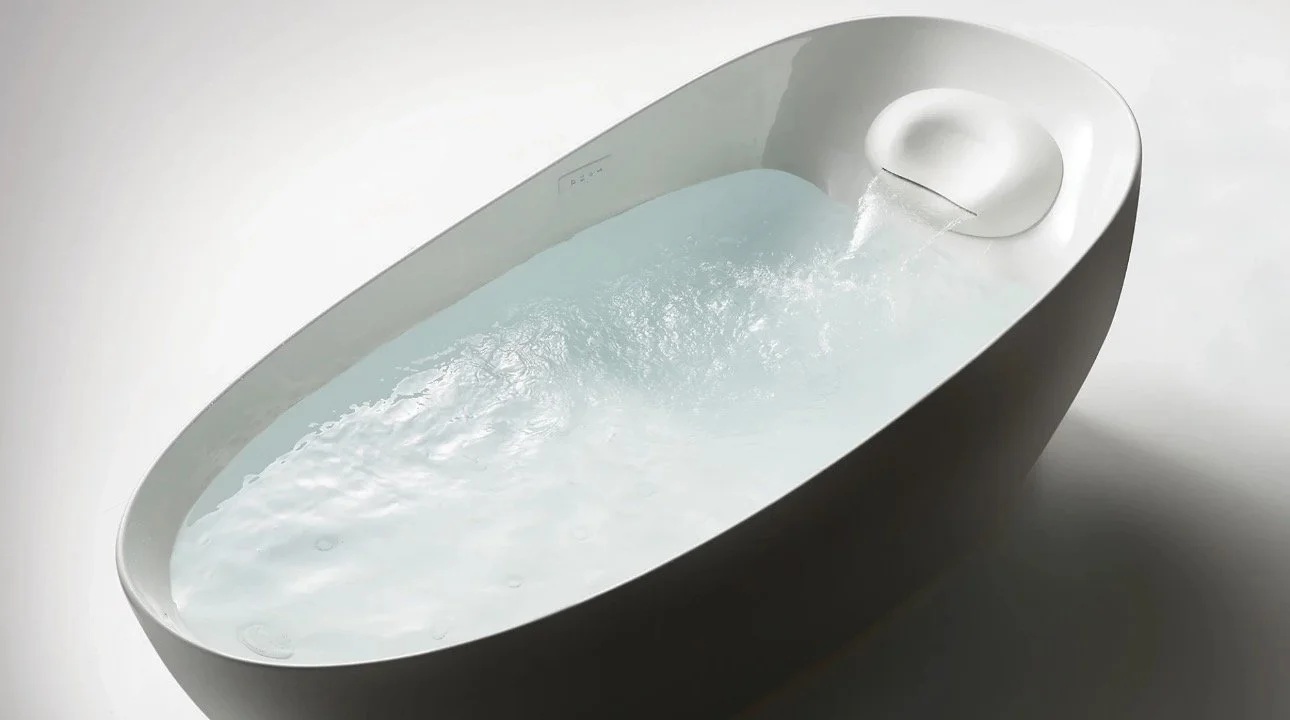 Sculptural flotation bathtub selected for the spa bath at The Essex Ranch