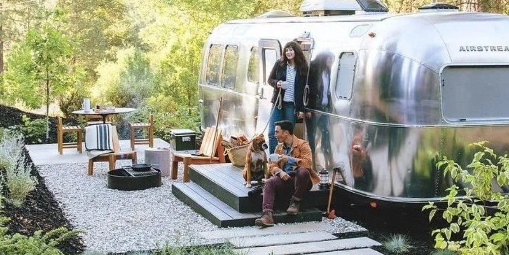 EXT_Trailer1.jpg