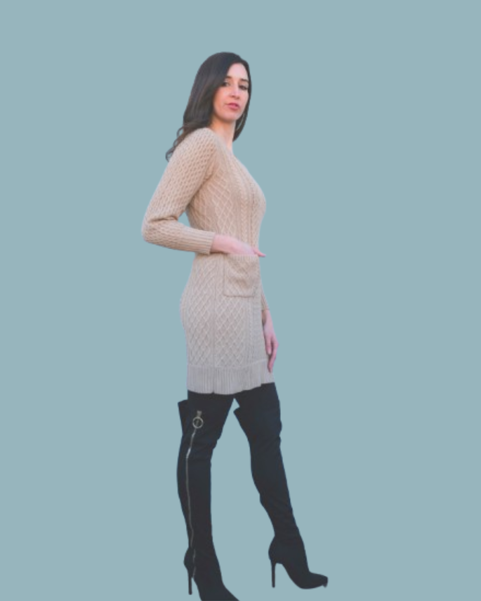 FOLDOVER V-NECK CABLED DRESS WITH POCKETS. .png