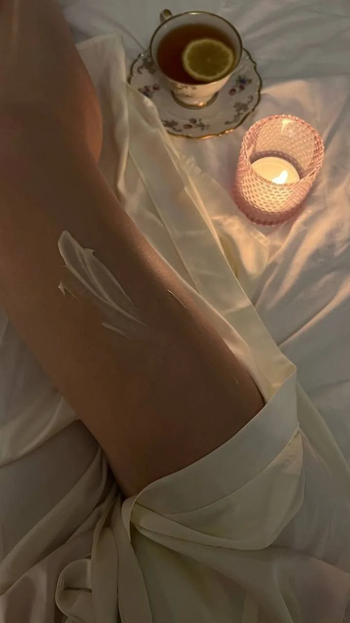 Body_Lotion_and_Body_Oil_Used_Together