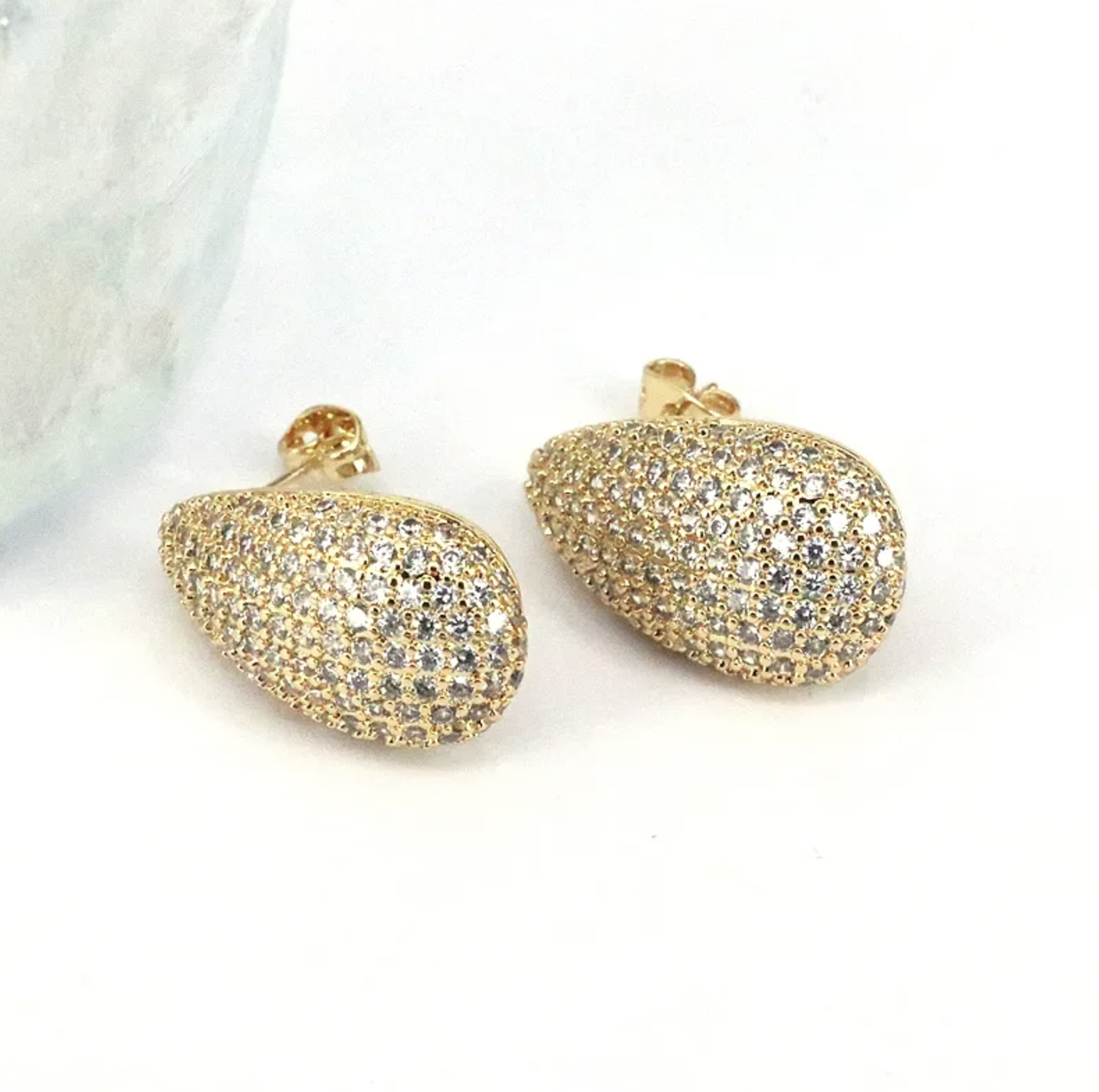 Gold Water Droplet Zircon Earrings