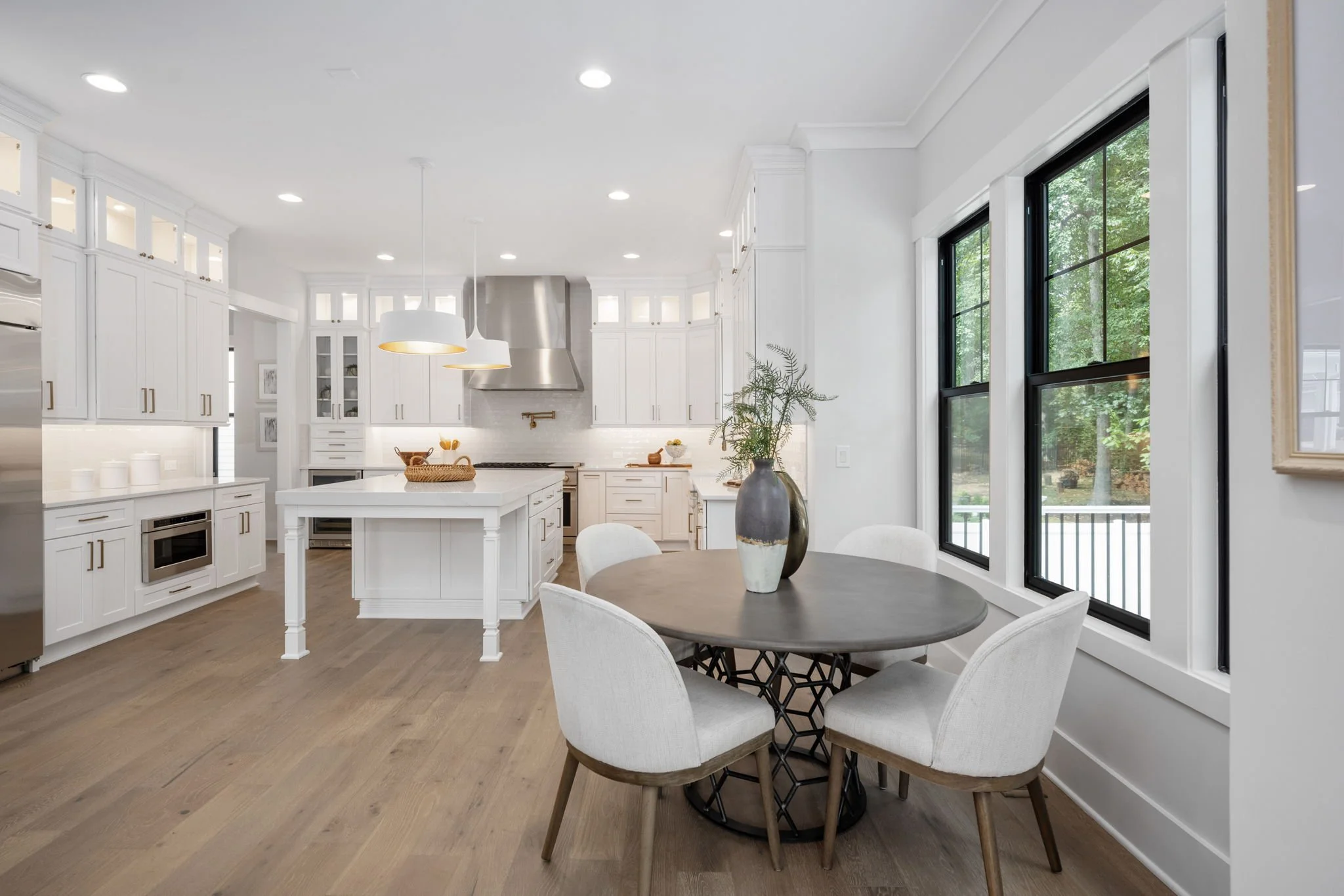 41-web-or-mls-1210 Cottage St SW Interior-17.jpg