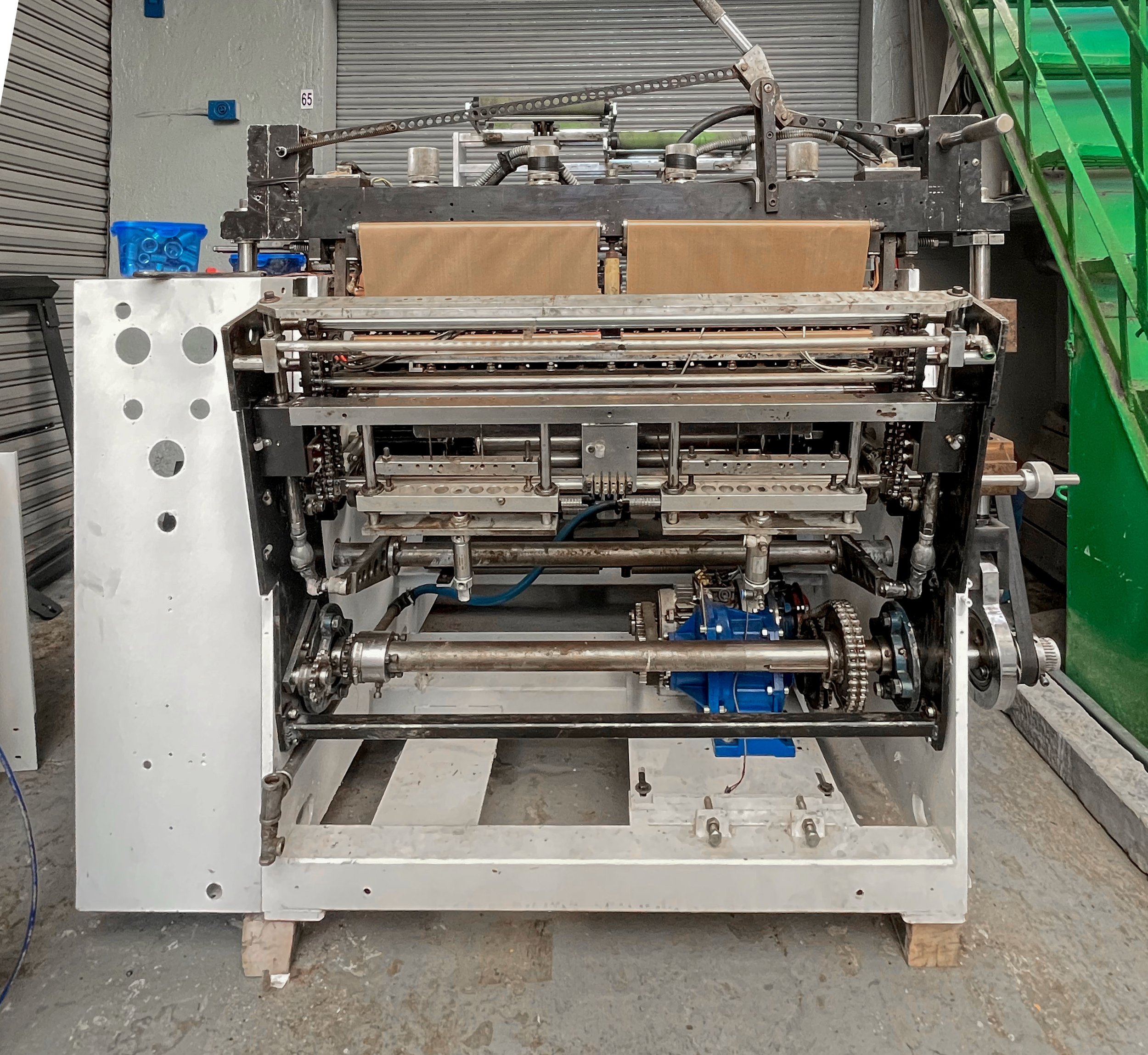 Reconstrucción y retrofit de Máquina Bolseras Hemingstone.