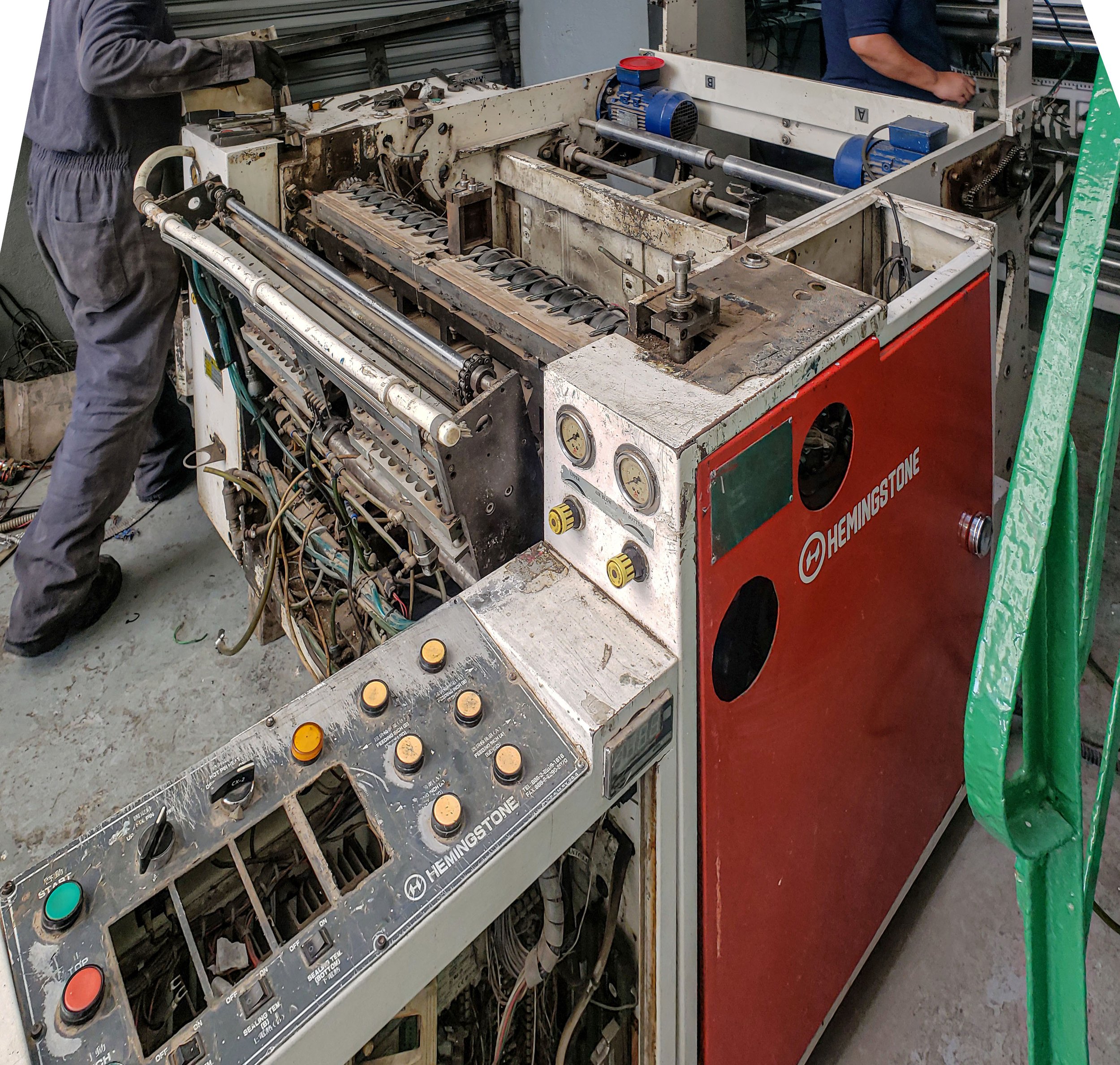 Reconstrucción y retrofit de Máquina Bolseras Hemingstone.