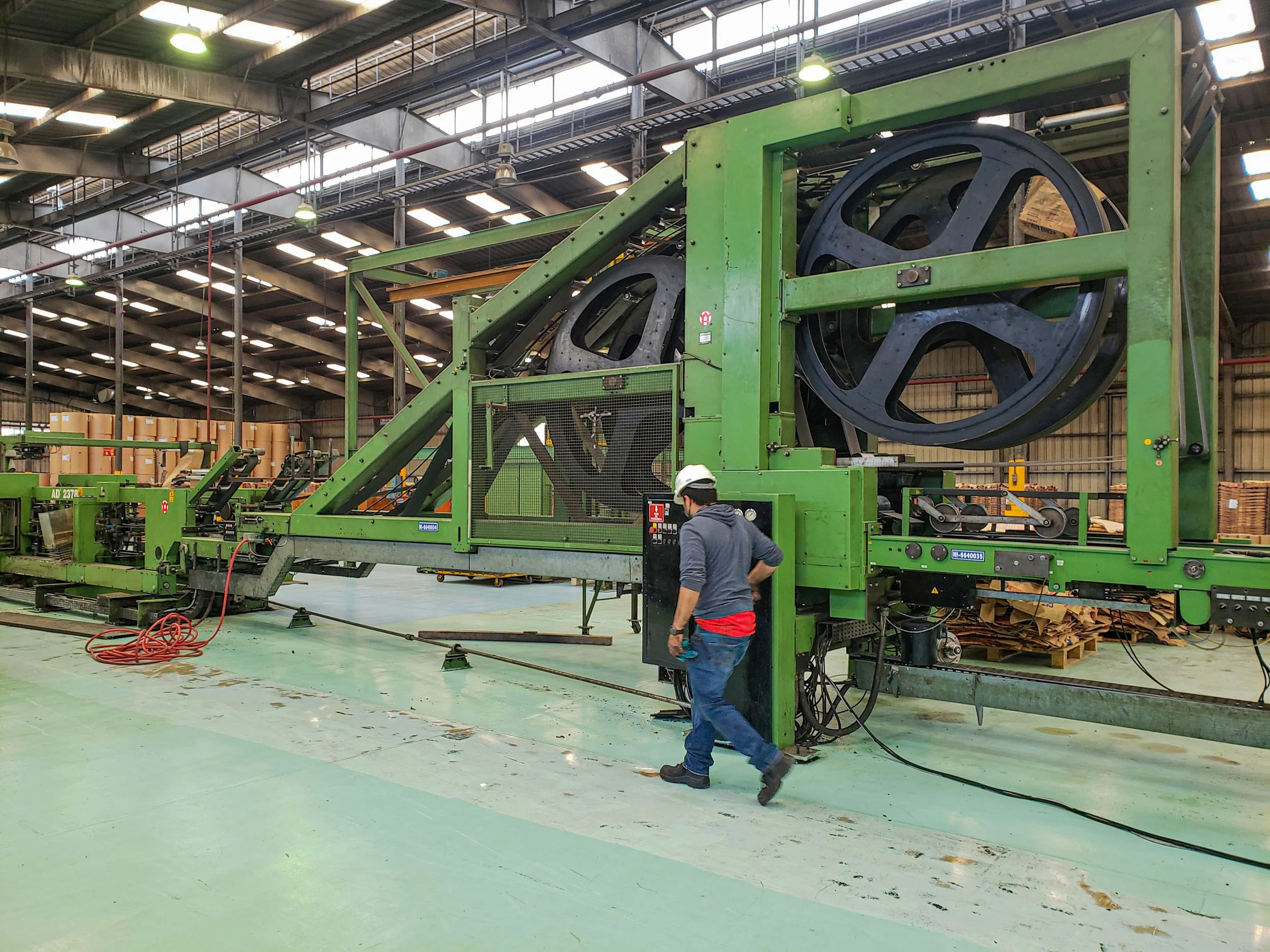 mantenimiento rehabilitación de máquina fondeadora de sacos en fabrica de cemento.