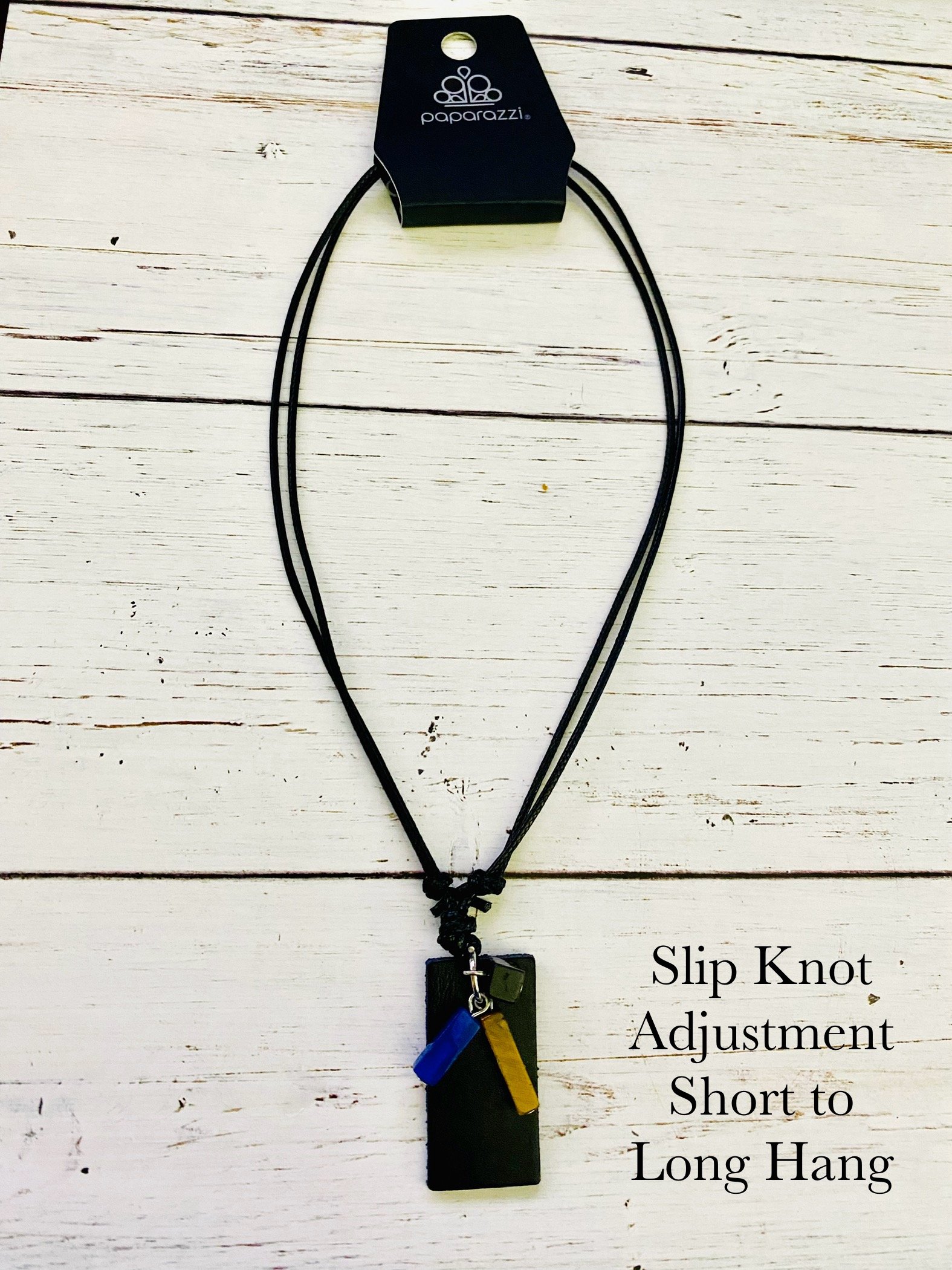 Mountain Scout - Black Urban Necklace