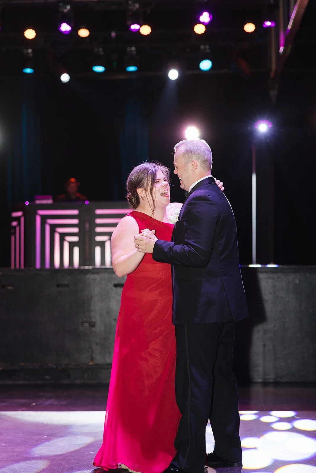 kelsey-chris-marathon-music-works-wedding-previews-nicole-kiser-imagery-98_websize.jpg