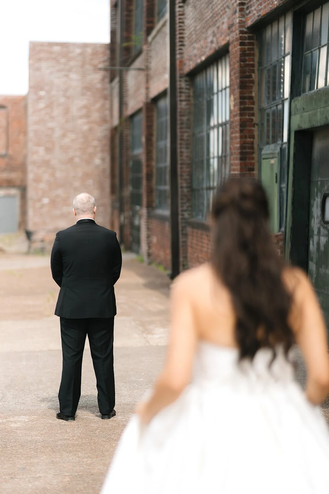 kelsey-chris-marathon-music-works-wedding-previews-nicole-kiser-imagery-31_websize.jpg