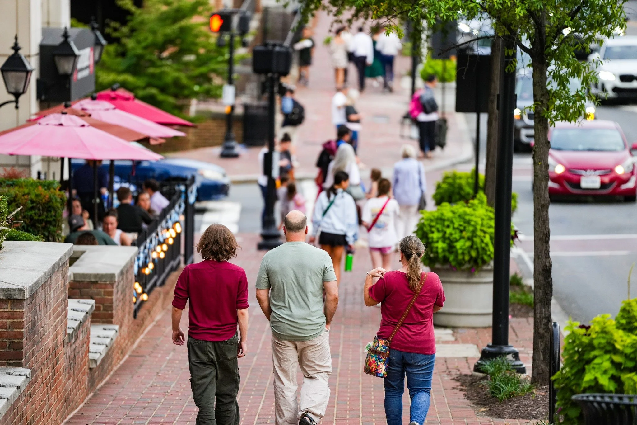 There&rsquo;s something special about a slow weekend in Old Town.

Maybe it's grabbing a coffee, popping into a few local shops, enjoying lunch on a patio, or ending the day with something sweet. There's no rush, just good places, good food, and time