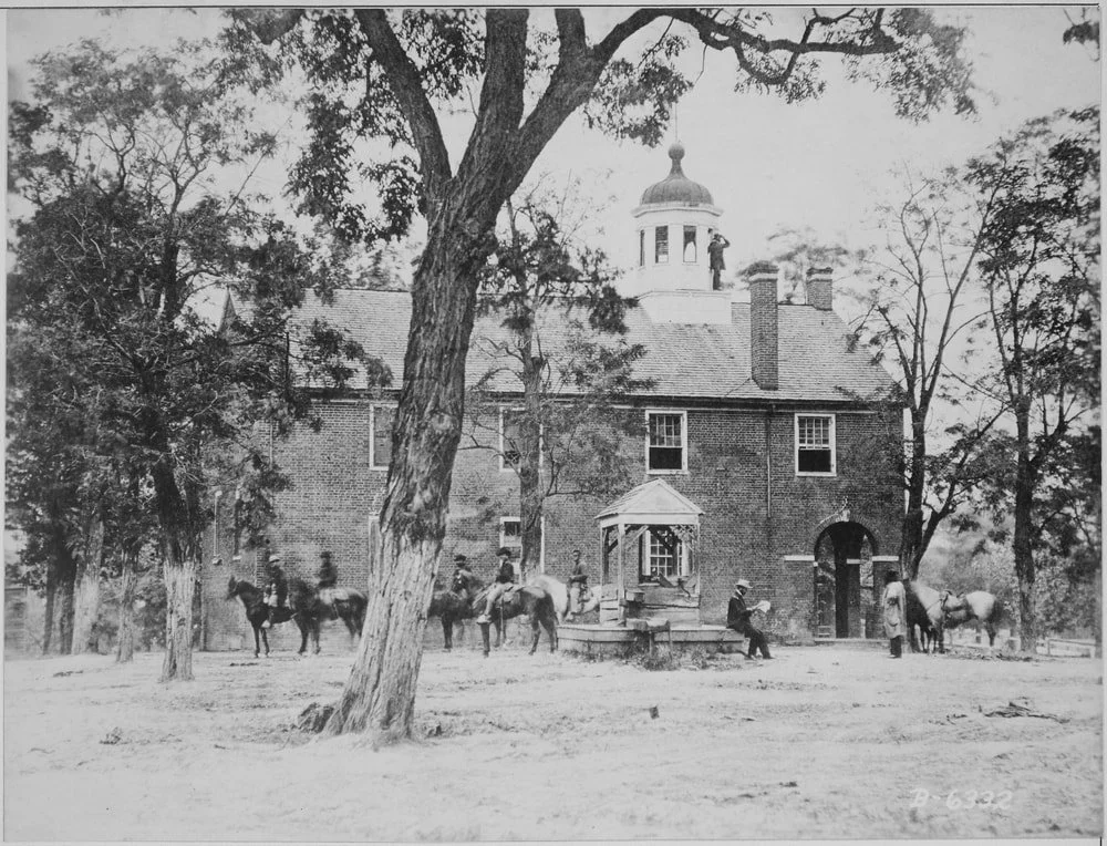 Fairfax City Ghost Tour by Wright Adventure Company