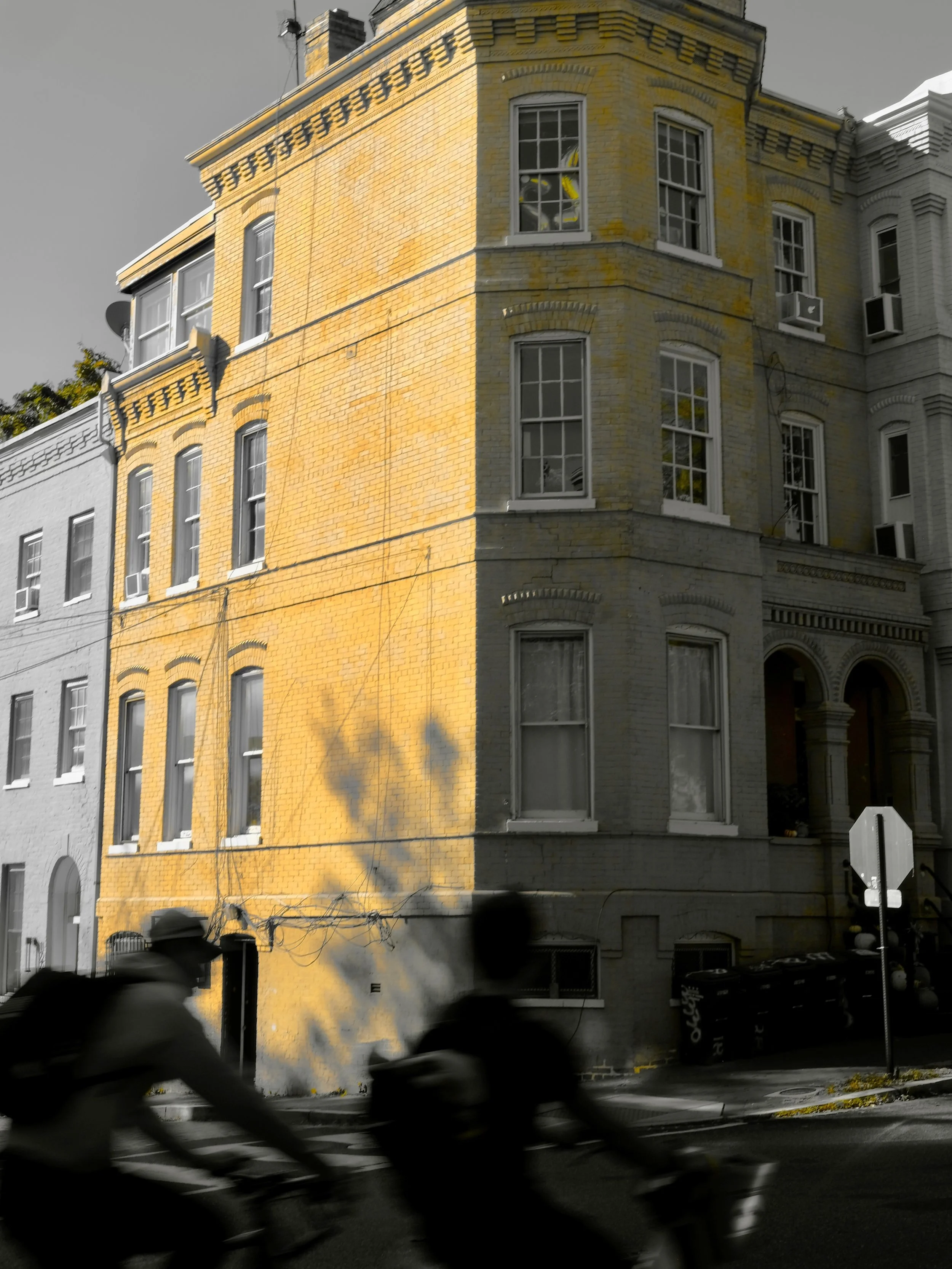 Top of Bank Street