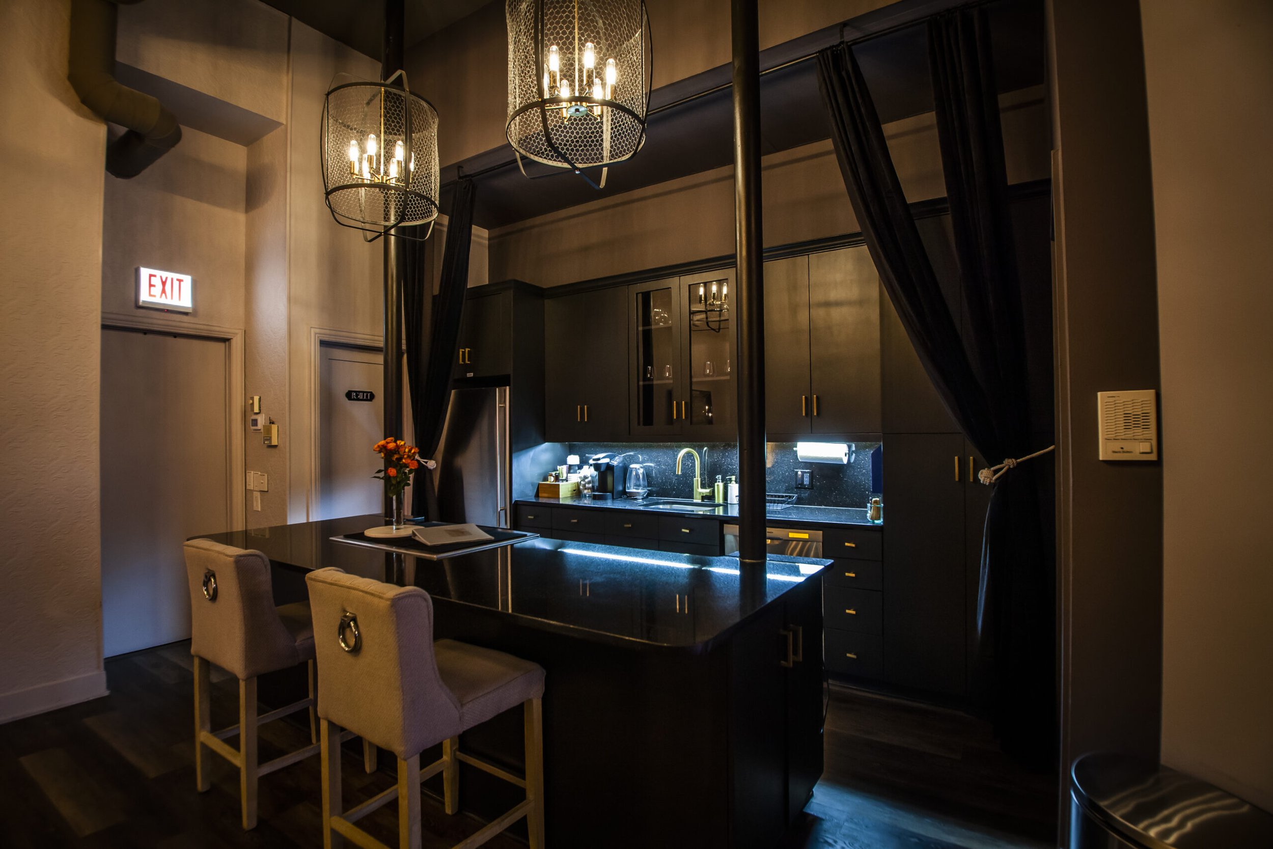 kitchen-2.jpg