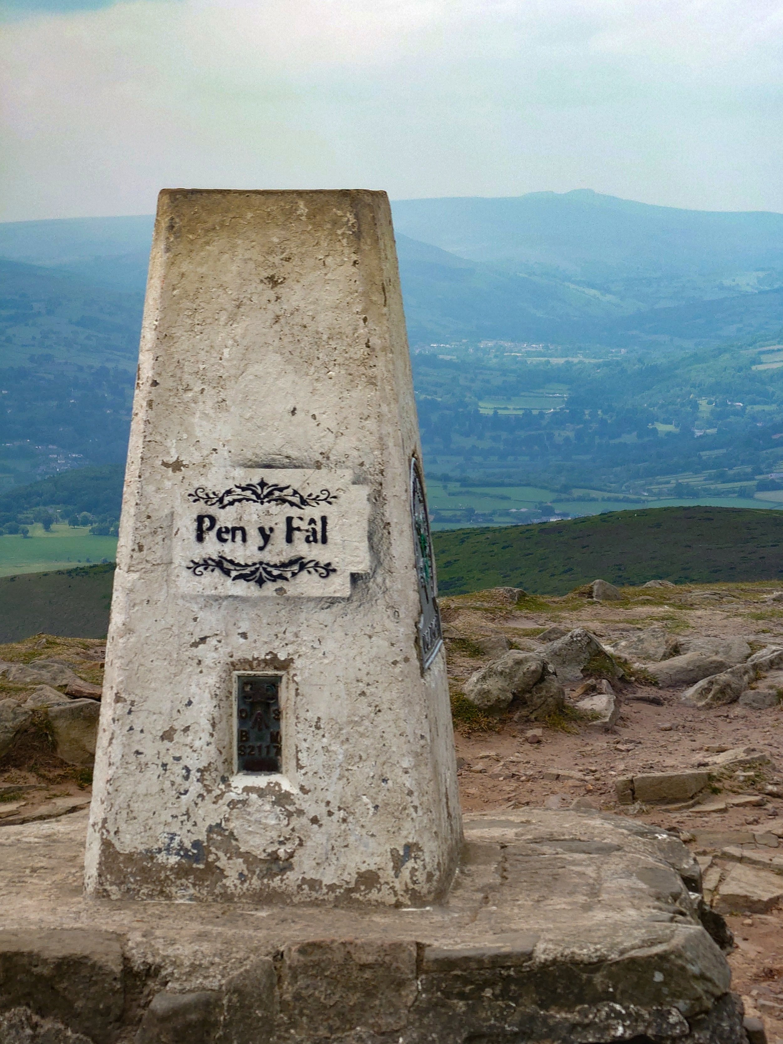 The South Wales Three Peaks: Who Needs Research When You've Got Grit (and a Healthy Dose of Delusion)?