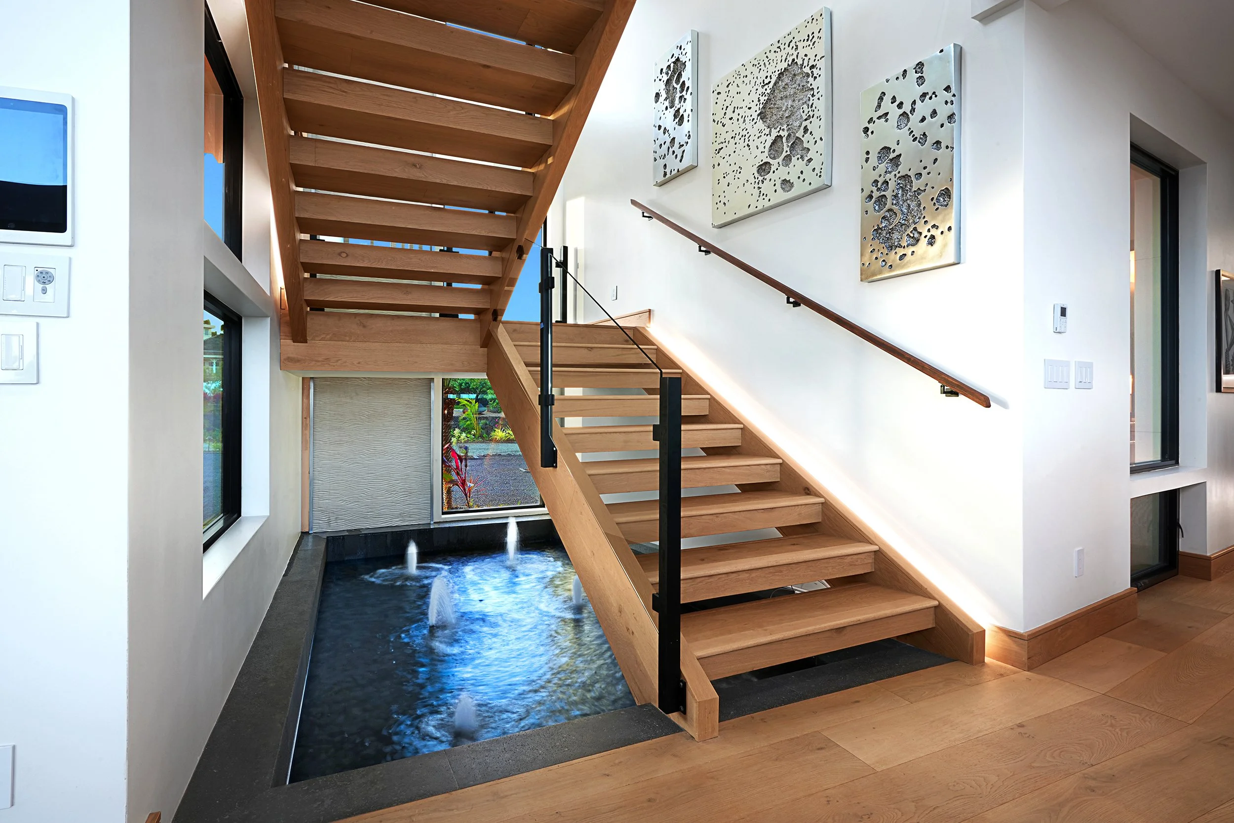 lot_10_water_feature.jpg