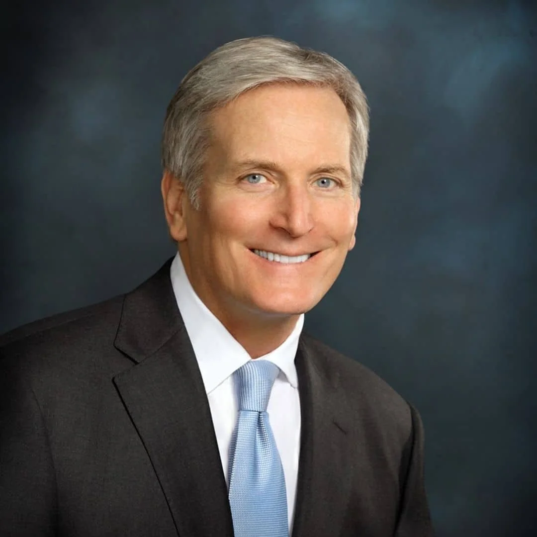 Headshot of Dr. Tim Love of Aesthetic Management Group