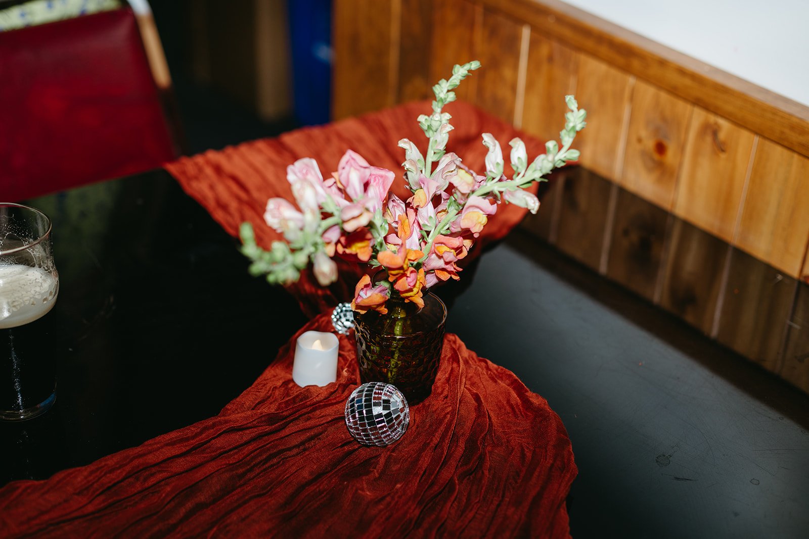 A fun direct flash shot of a wildflower bouquet centrepiece in Wakefield, Quebec