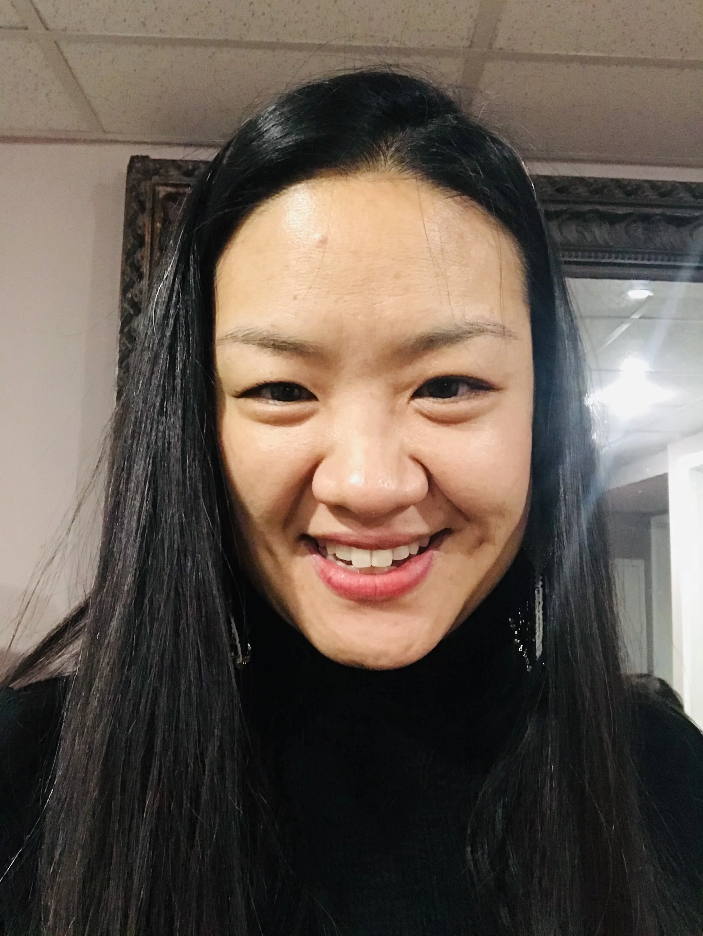 Jeanne Lee headshot.jpg