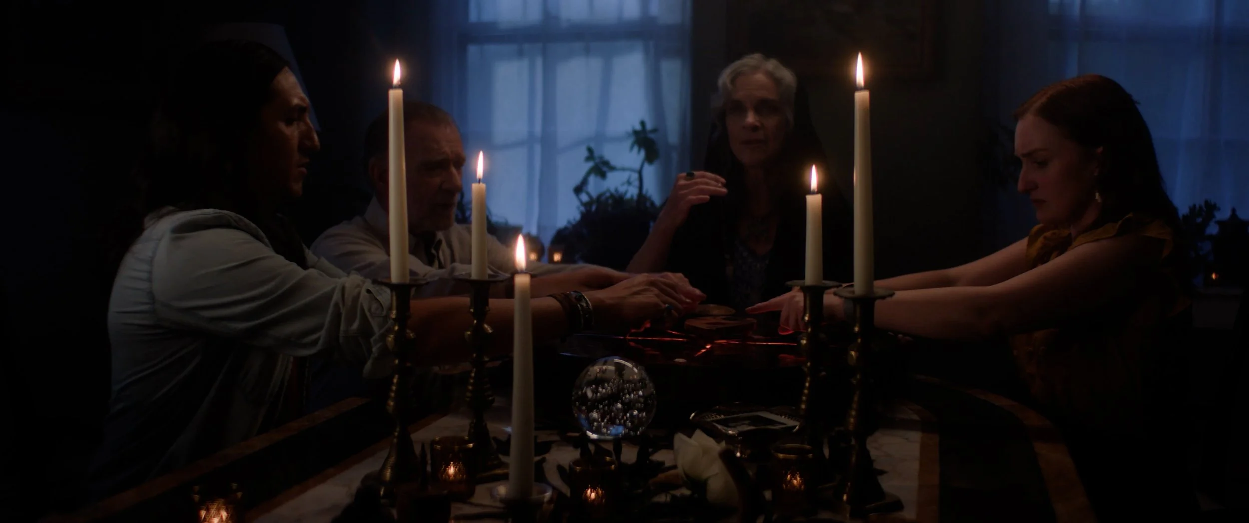 TOCH_Ensemble_seance_Film_Still.jpg