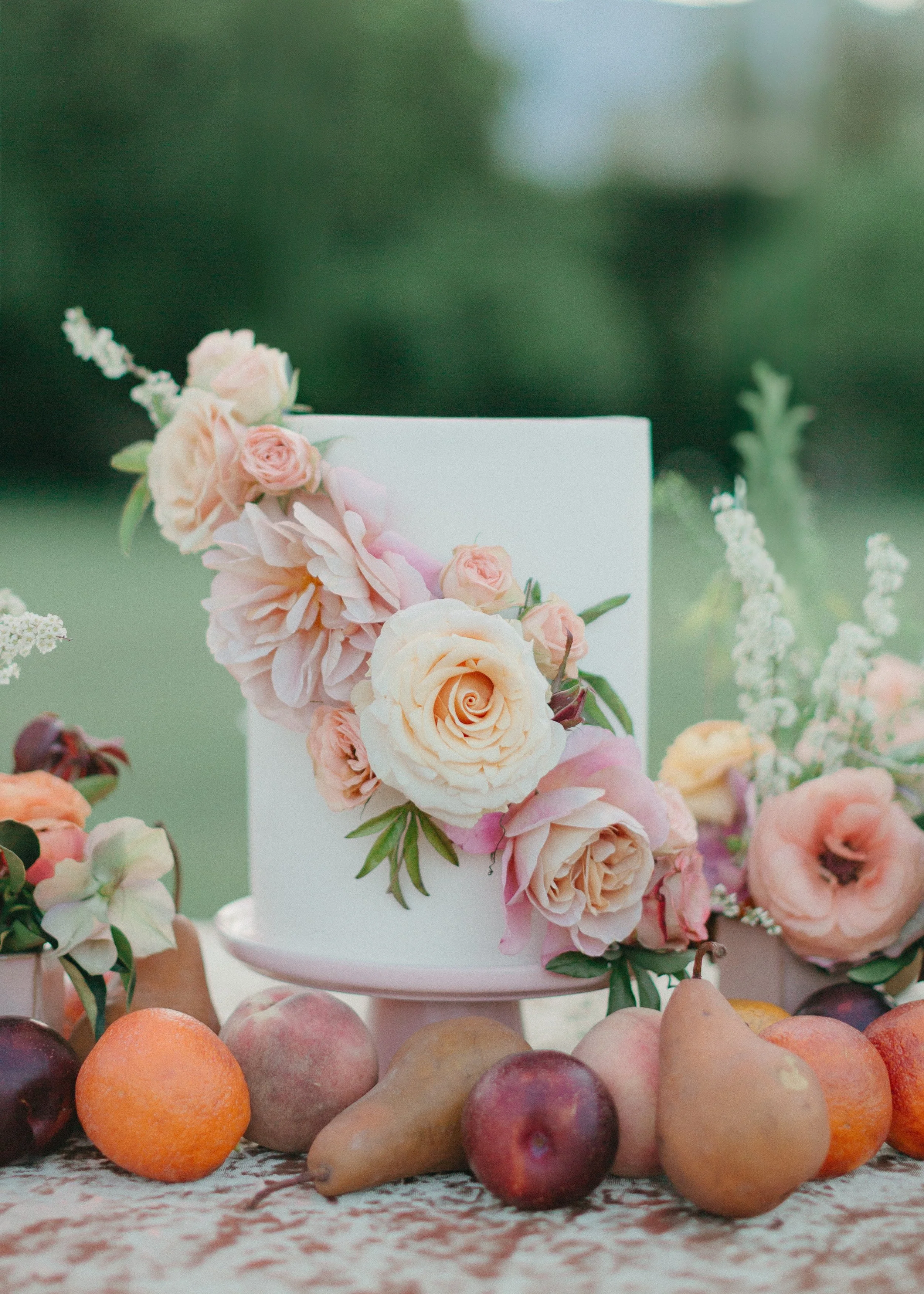 LoganColePhotographyweddings--7 copy.jpg