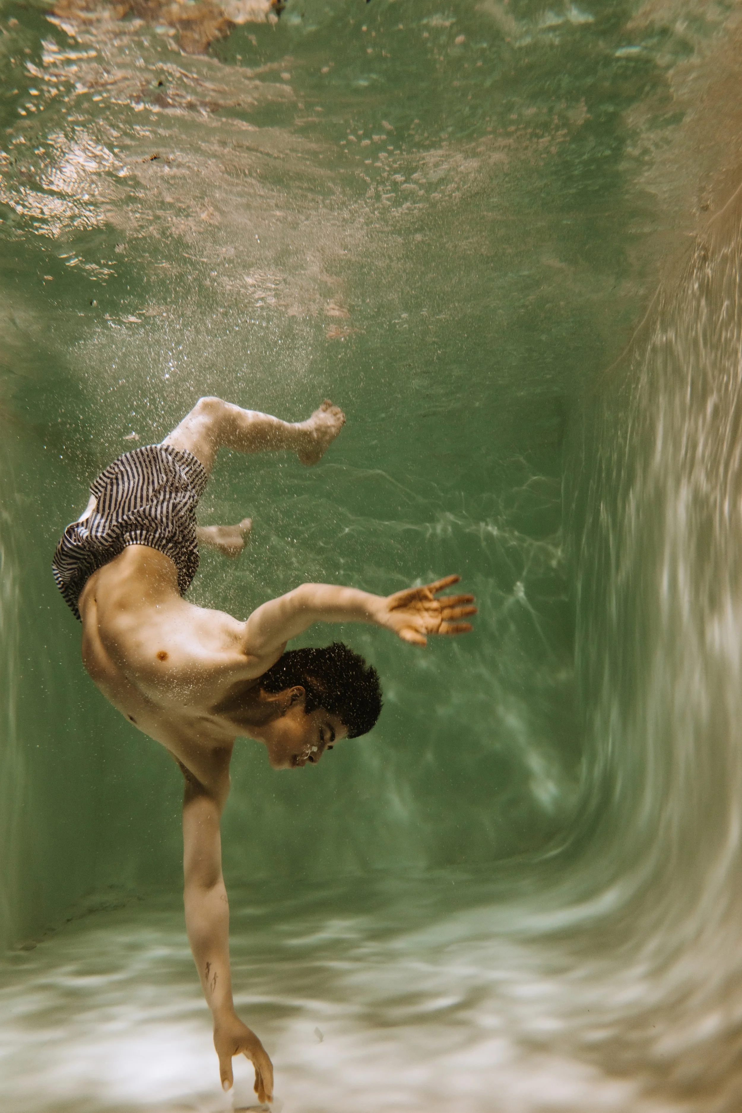 LoganColeWeddingPhotography-239532 copy.jpg