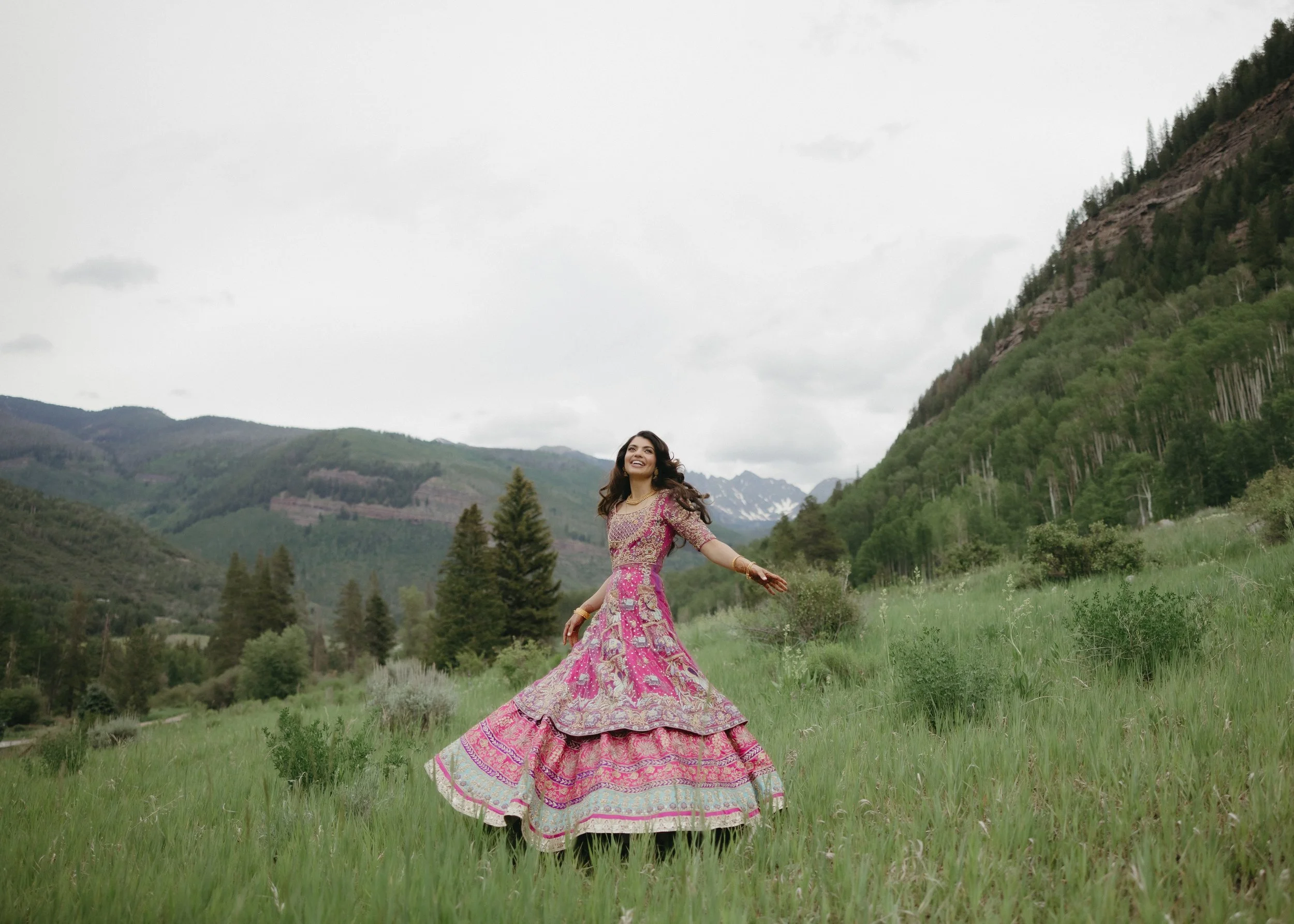 LoganColePhotographyweddings-239434 copy.jpg