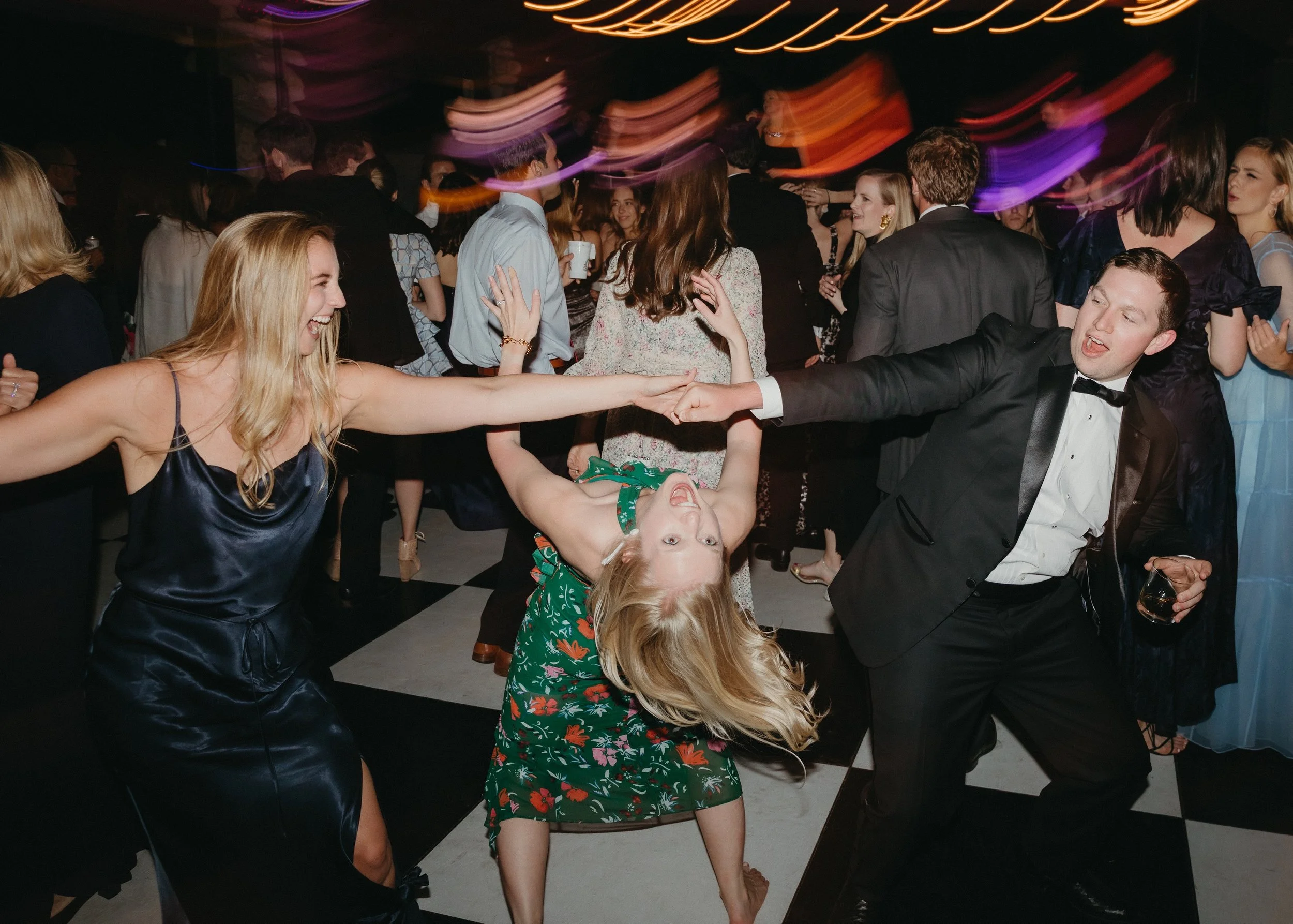 LoganColePhotographyweddings-5372-2 copy.jpg