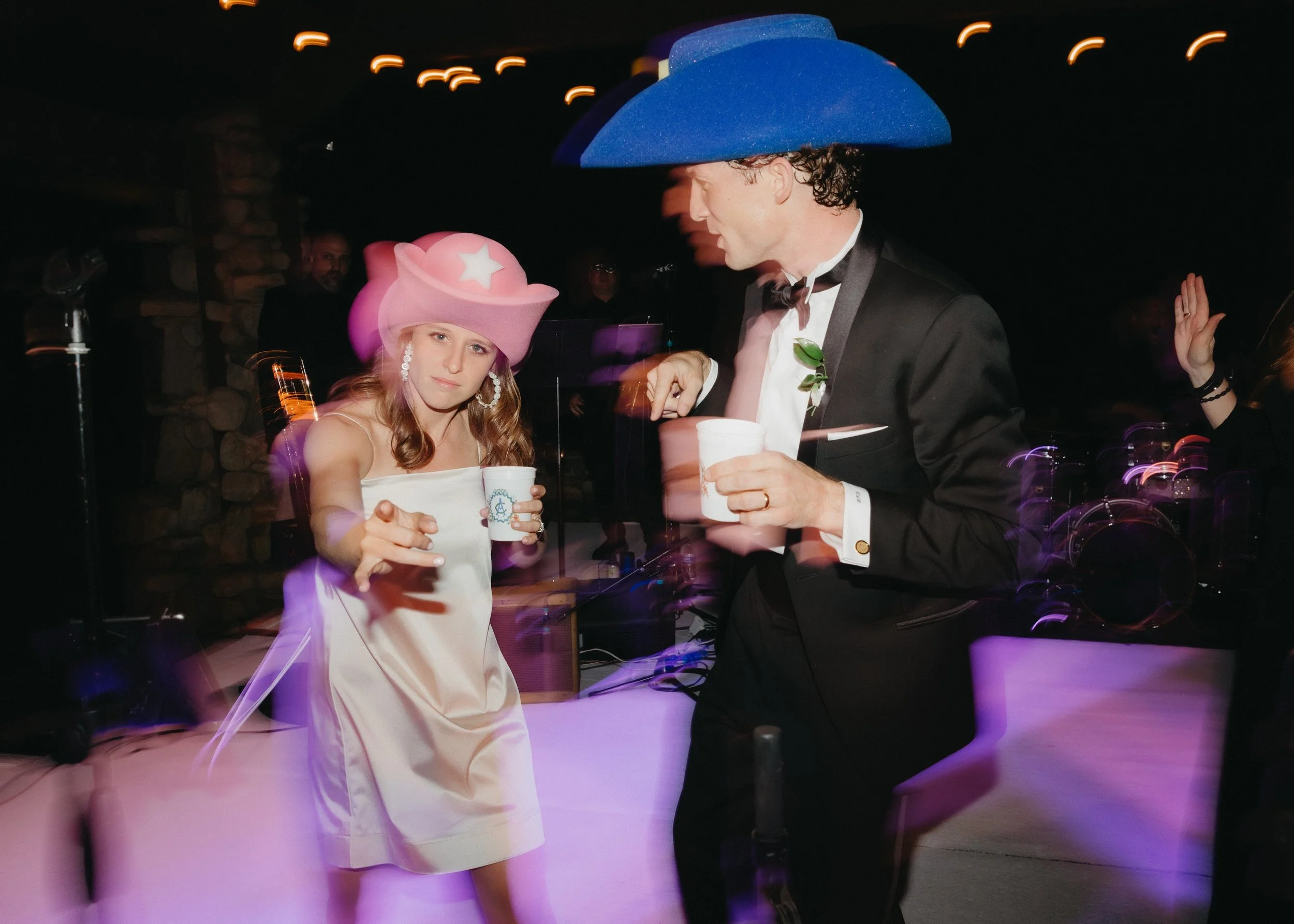 LoganColePhotographyweddings-5913 copy.jpg