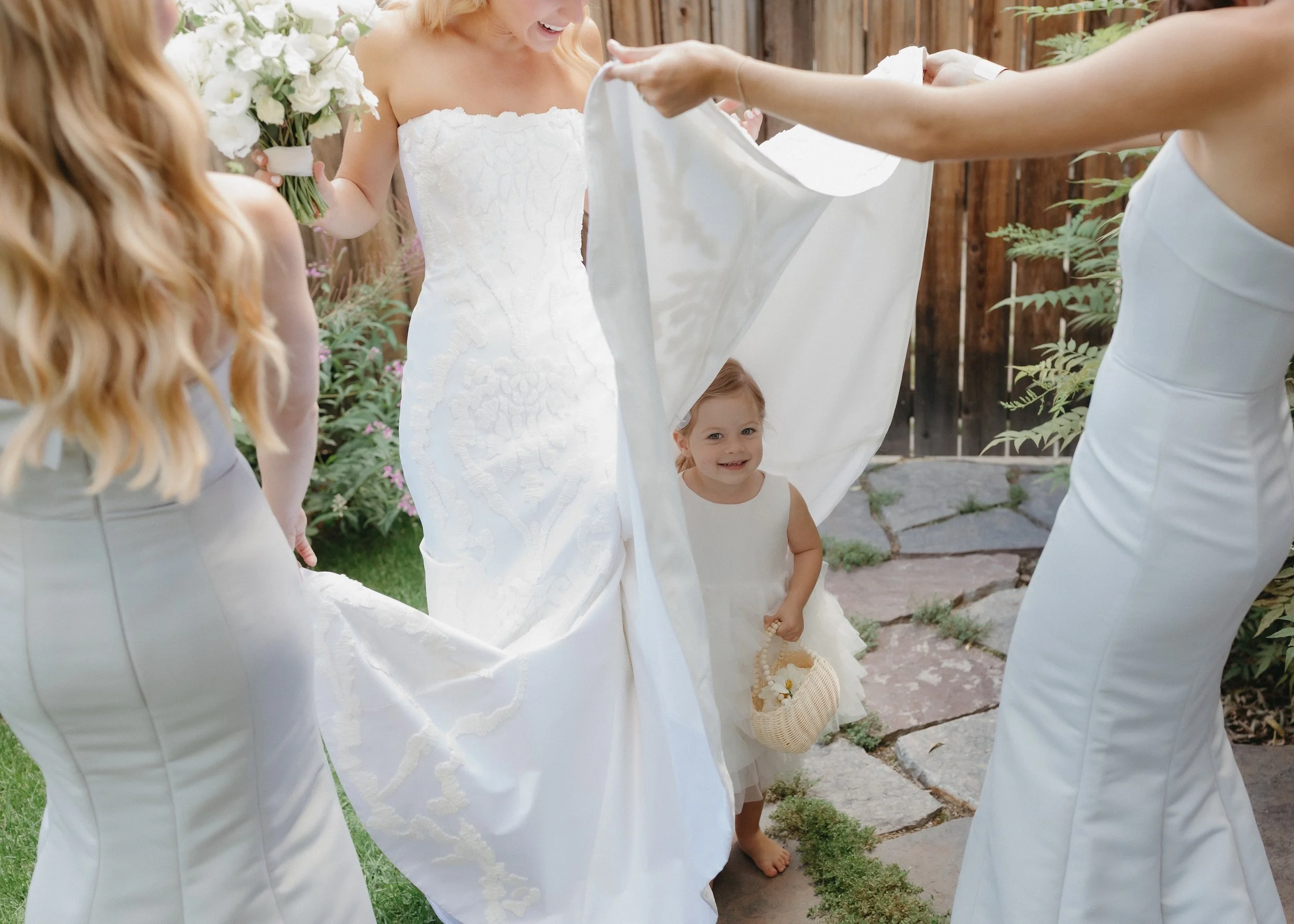 LoganColePhotographyweddings-7912 copy.jpg