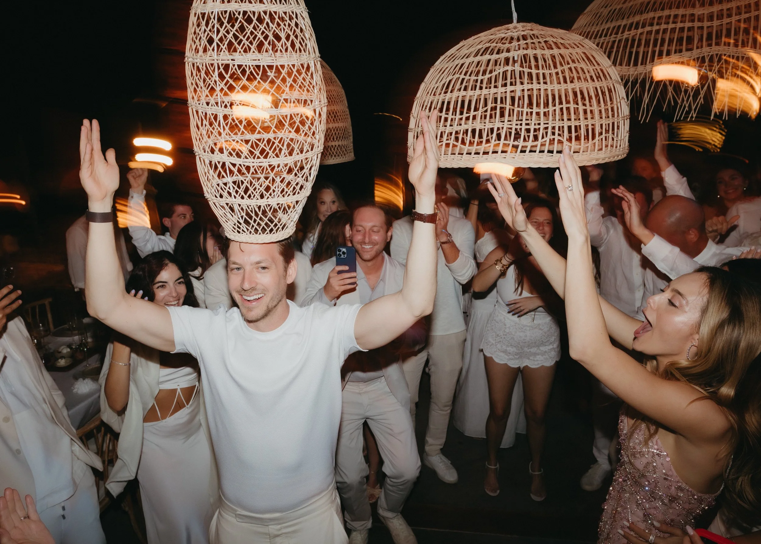 LoganColePhotographyweddings-9125 copy.jpg