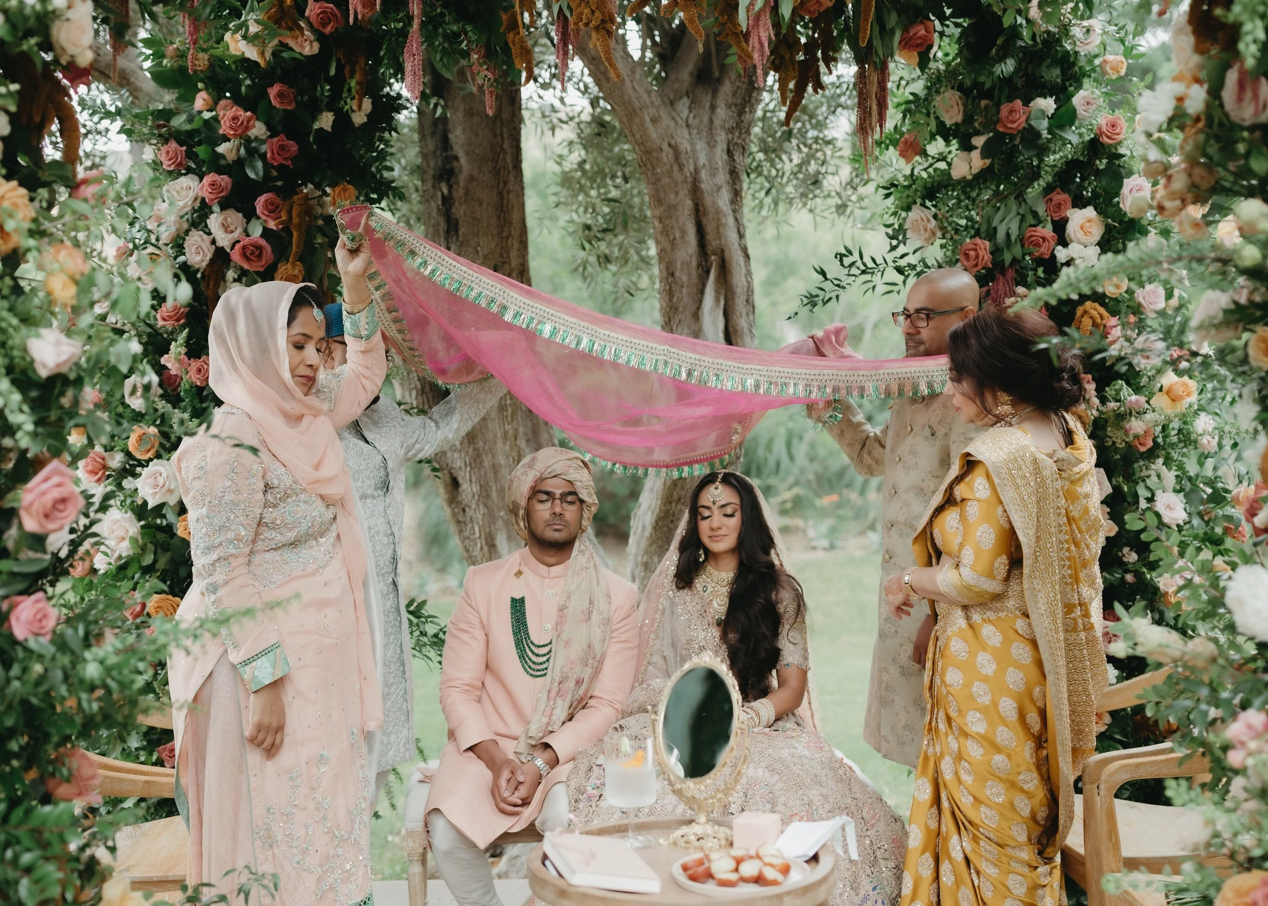 LoganColePhotographyweddings-8622 copy.jpg