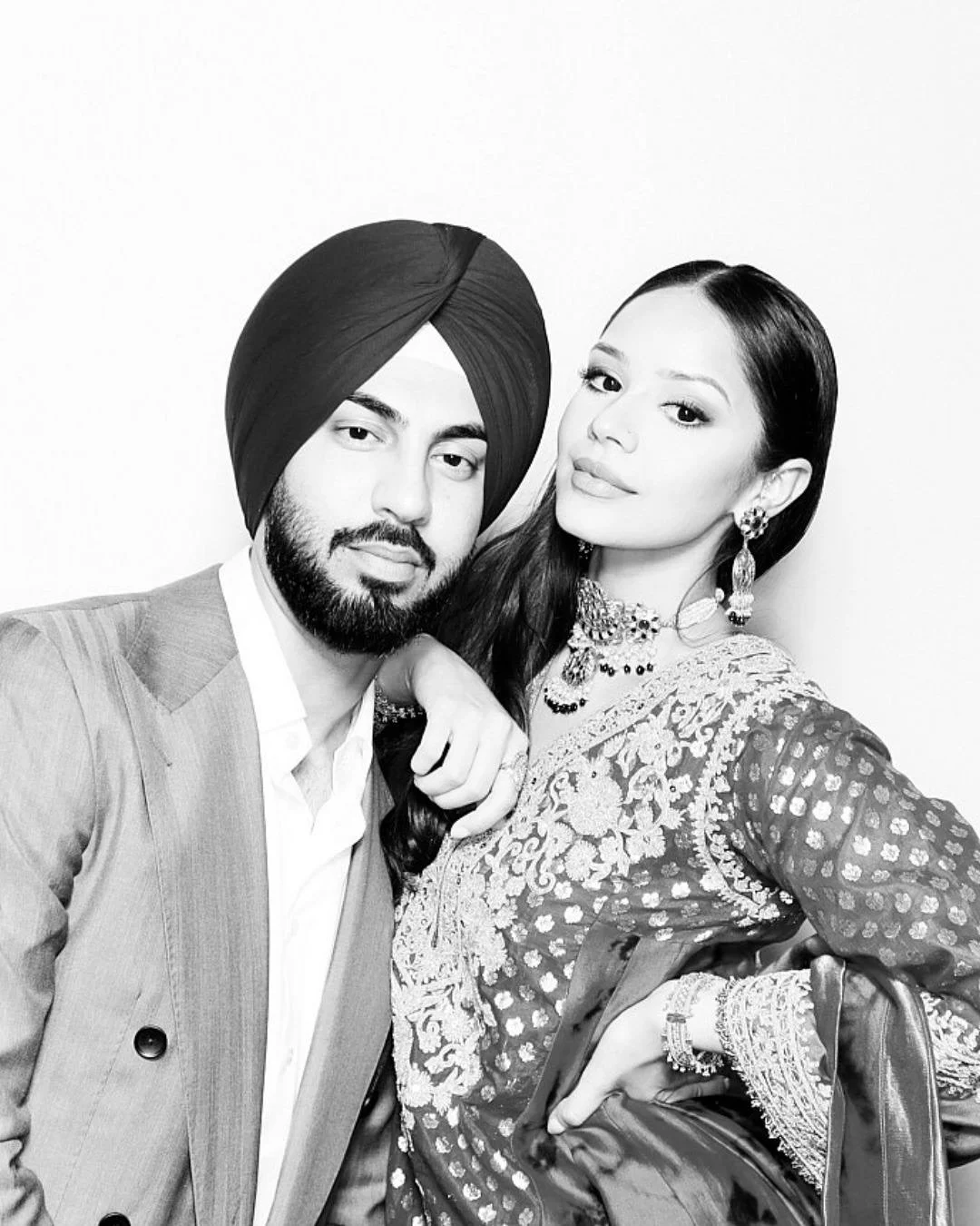 Beautiful shots from J+P&rsquo;s wedding with @karma_events_ny featuring our B&amp;W Glam Experience 🤍🖤

#blackandwhite #glamphotobooth #photoboothrental #nycweddingplanner #indianweddings #nycphotobooth #njphotobooth #weddingphotos #2025brides #20