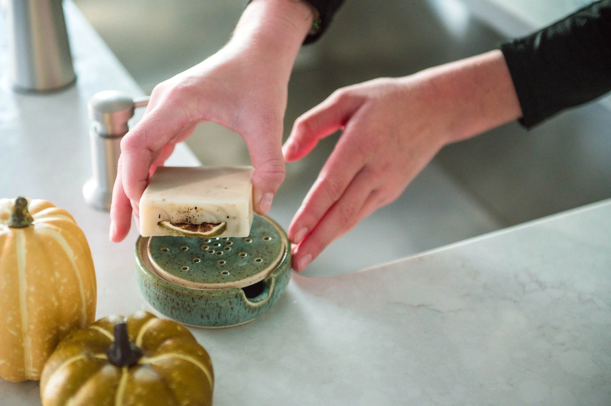 SoapDishPottery-4104.jpg