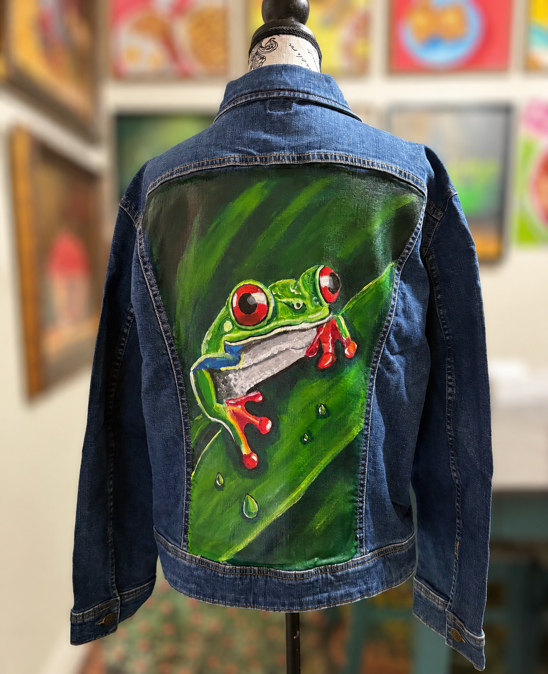 Tree Frog Hand Painted Denim SIZE  XL