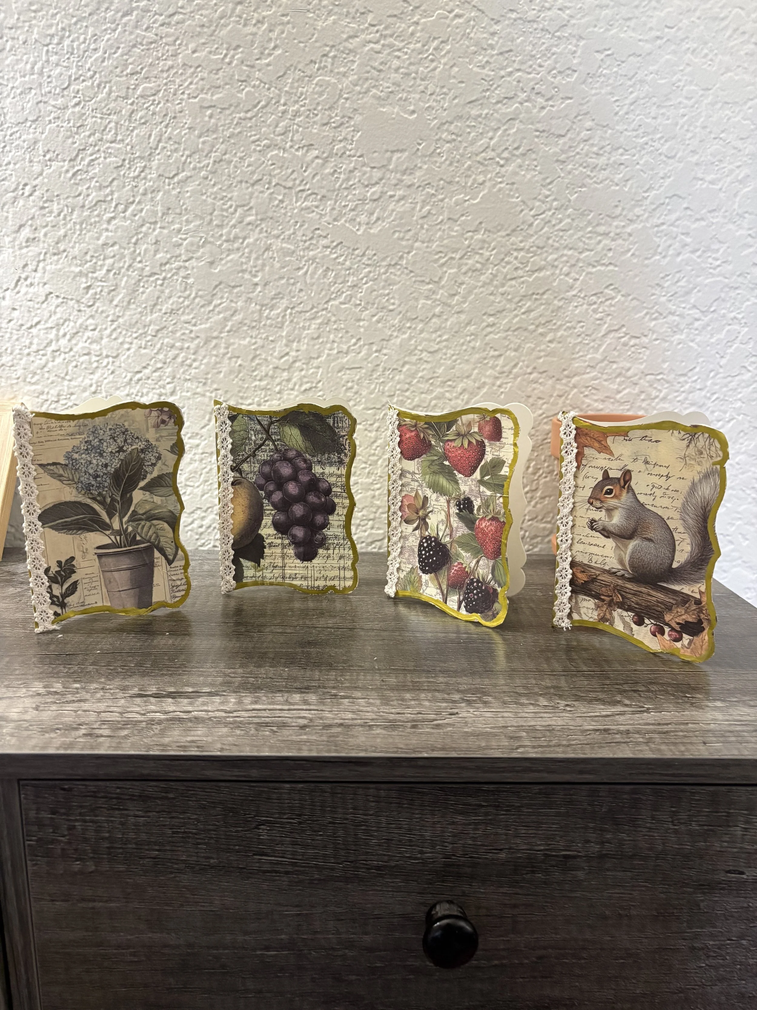 Handmade Decoupage Note Cards — Set of 4 with Envelopes, Gold Seals & Individual Wrapping