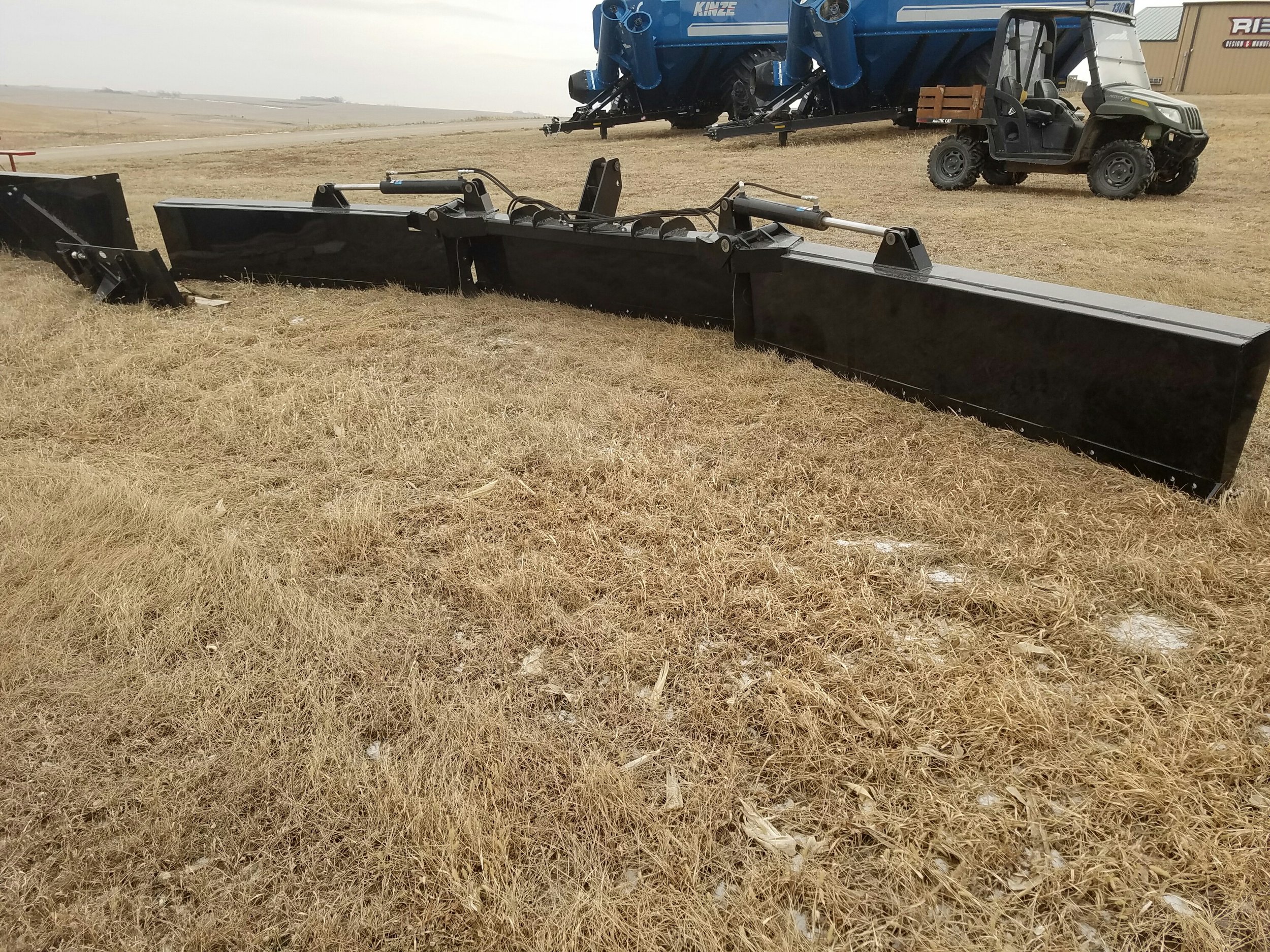 24 FT SQUEEGEE 2.jpg