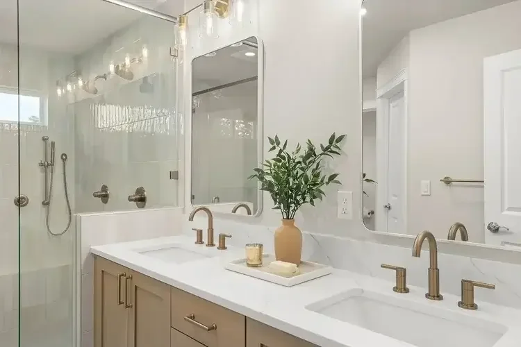 Modern Luxury Bathrom remodel near Maple Valley