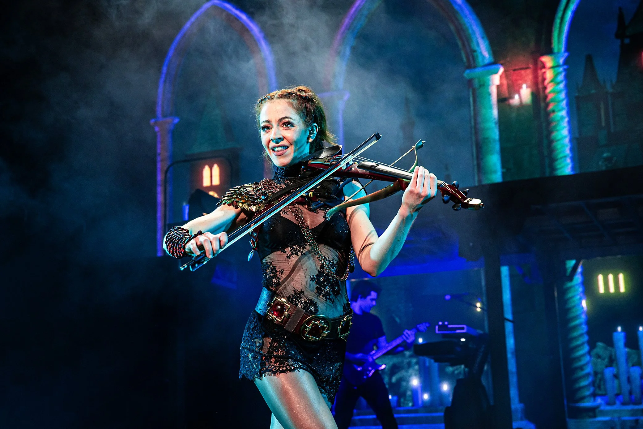 REVIEW: Lindsey Stirling Delivers a Monday Night Miracle