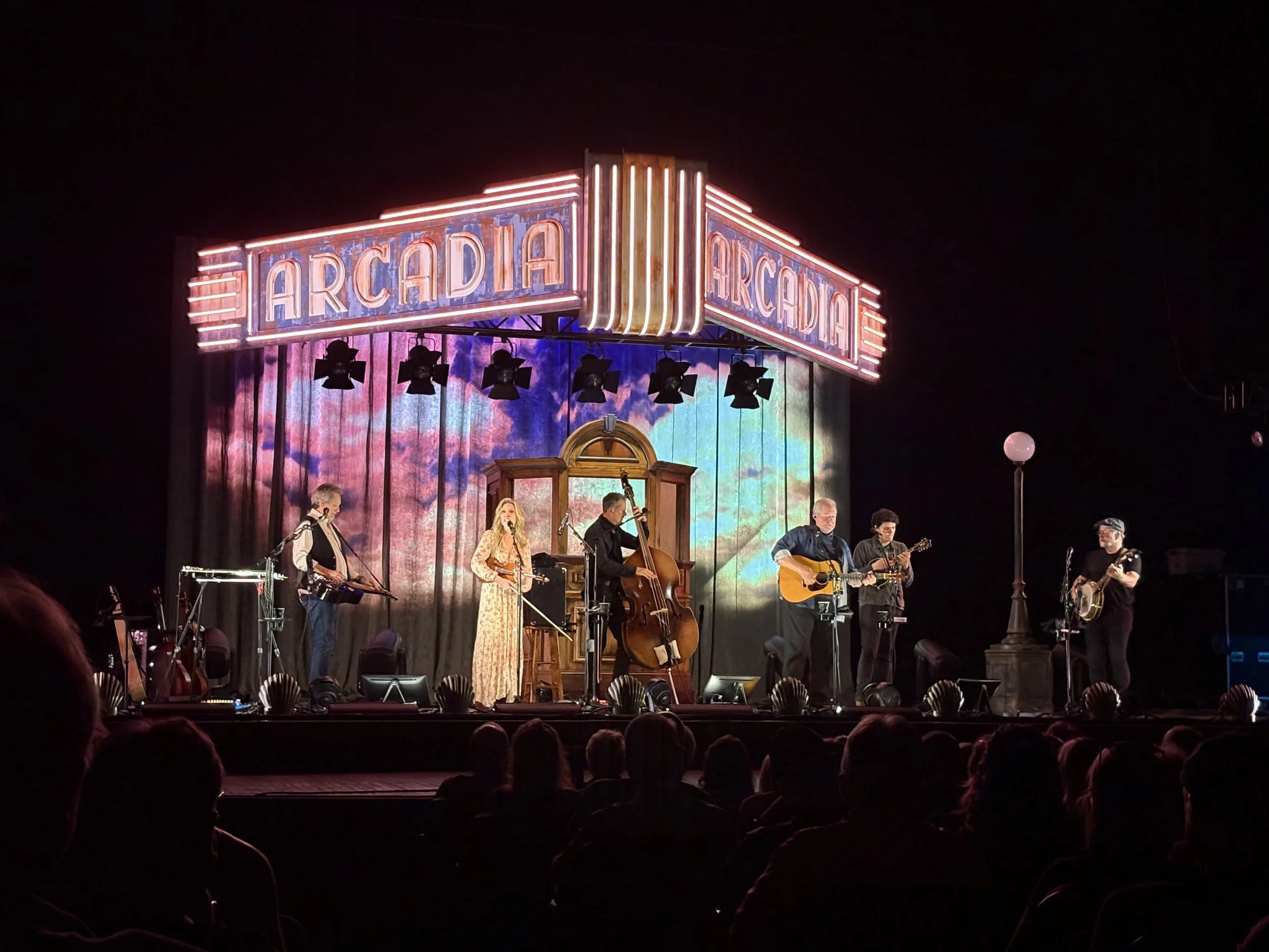 REVIEW: Alison Krauss and Union Station Fill The Palace With Ghost Stories