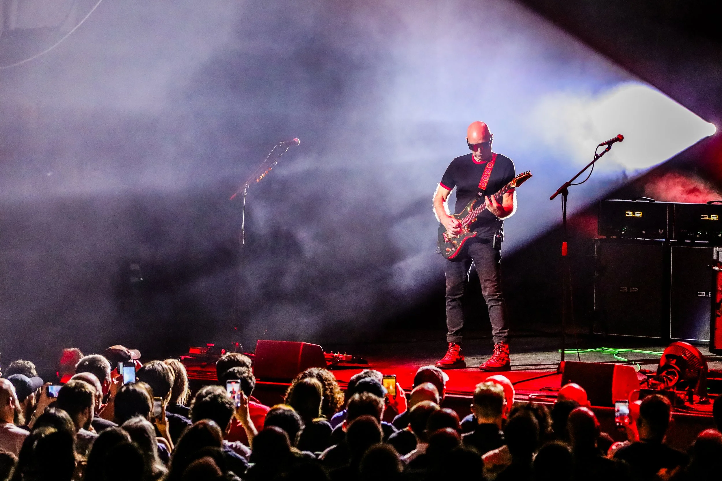 INTERVIEW: A Conversation with Joe Satriani Ahead of SATCHVAI’s Albany Stop