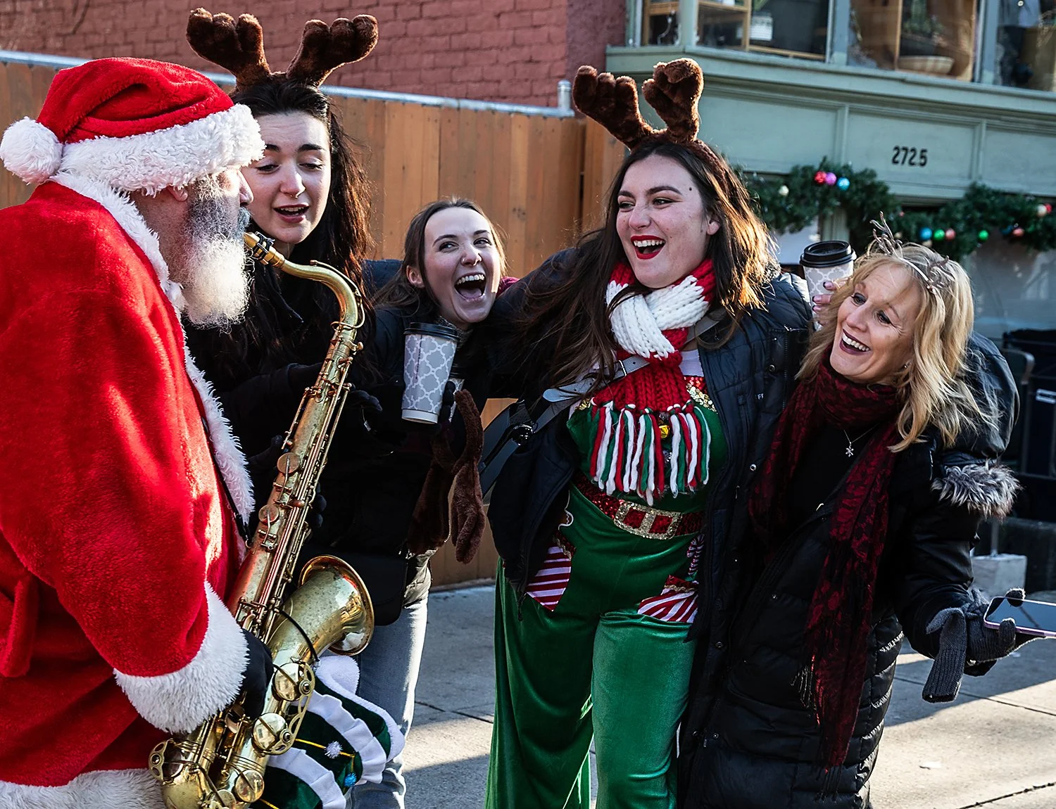GALLERY: santa speedo sprint ‘24 — METROLAND NOW