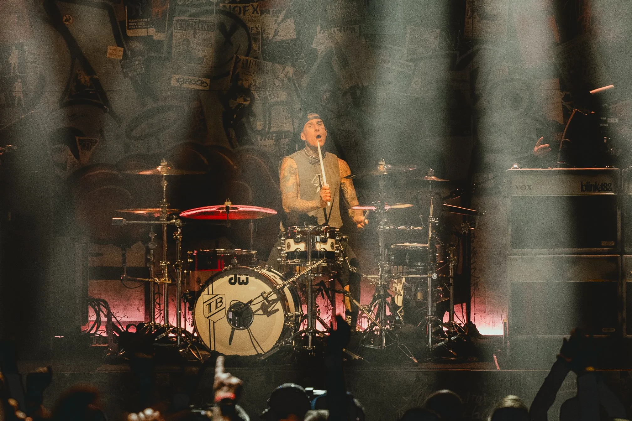 9-7-25_Blink-182_byDebiGustafson_72dpi-05.jpg