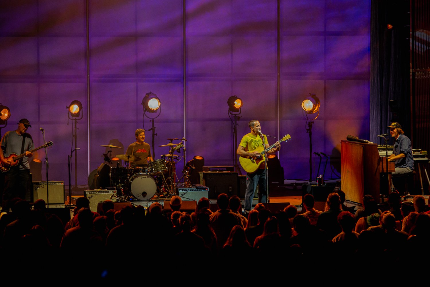 REVIEW: Jack Johnson Unites a Crowd With a Deeply Human Performance