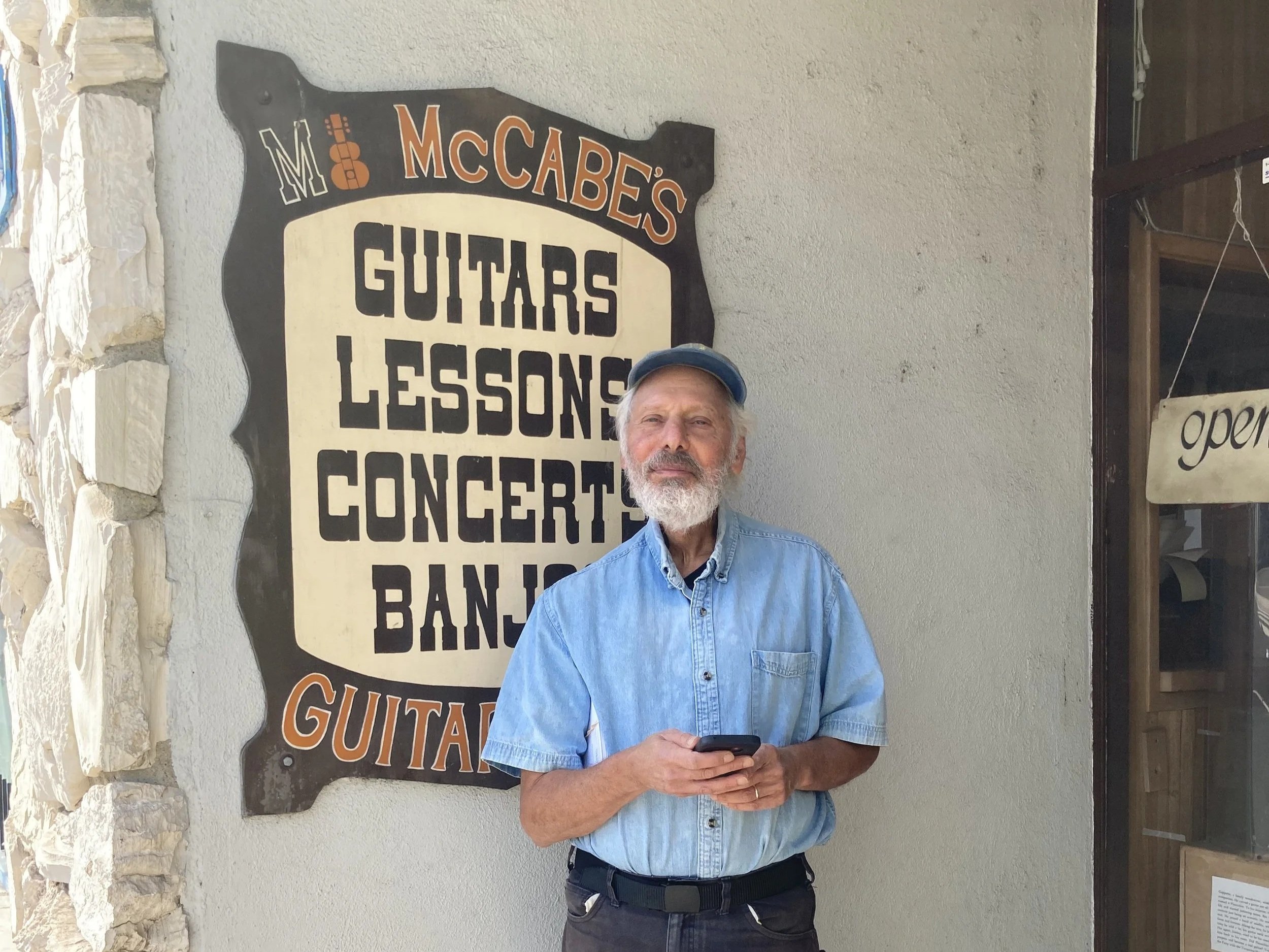 INTERVIEW: Peter Lesser Honors a Historic West Coast Venue in New Book