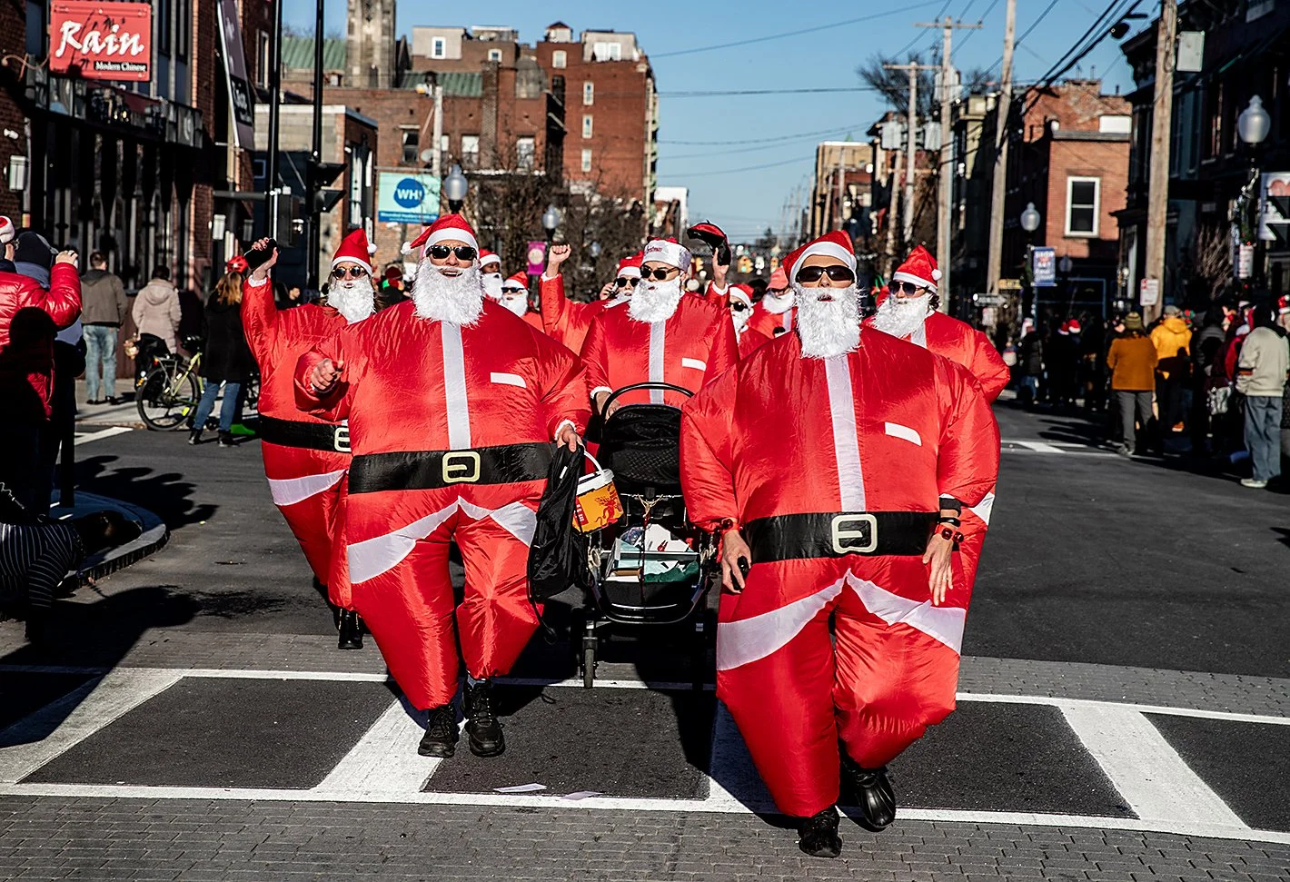 GALLERY: santa speedo sprint ‘24 — METROLAND NOW