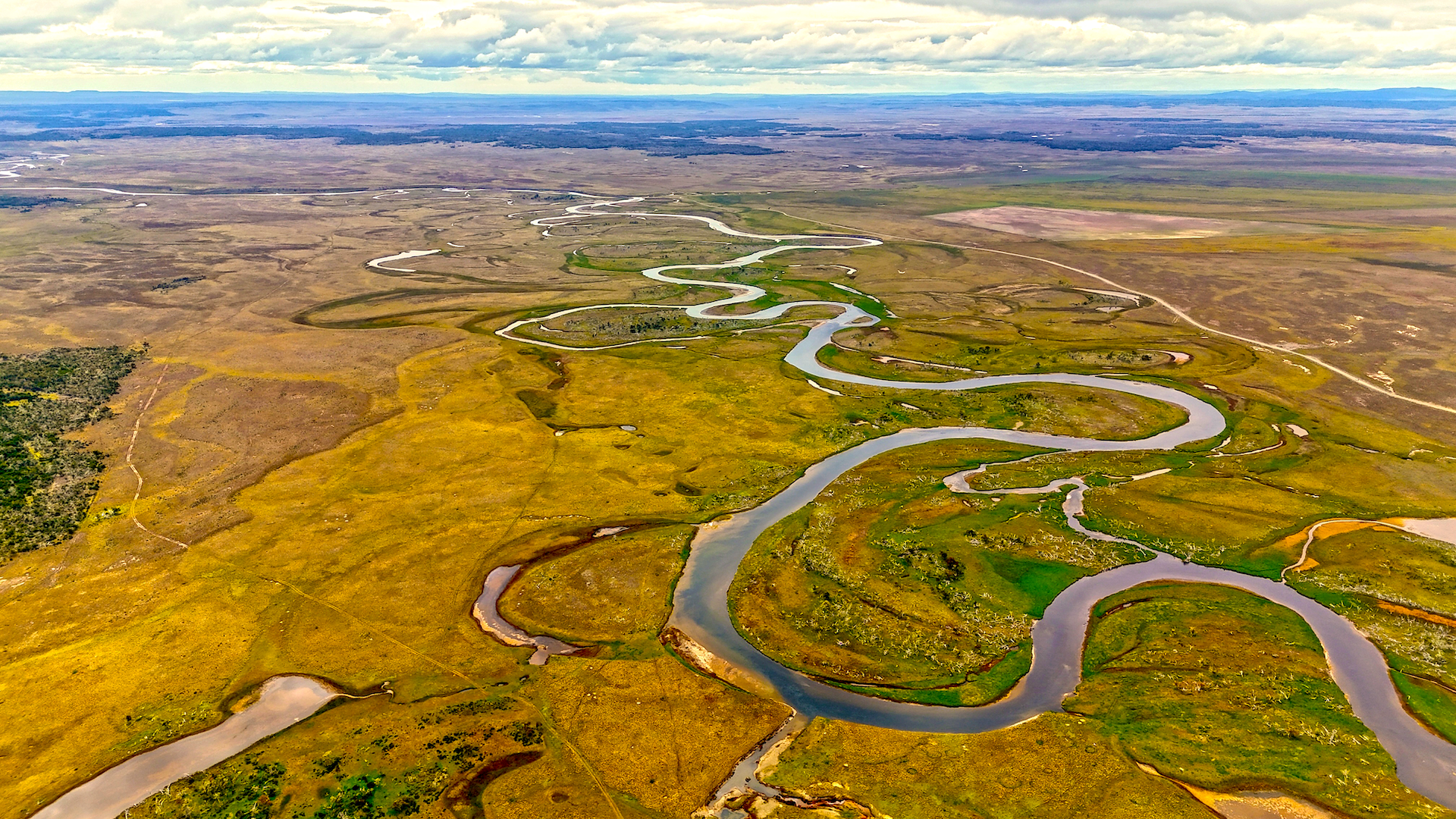 Rio Grande winds through Estancia Las Segadas in Tierra del Fuego